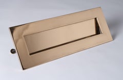 Cassetta delle lettere in ottone rosa grande di Stowells