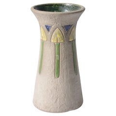 Grande Roseville Pottery Co. Vaso MOSTIQUE Spade, 15 "H.