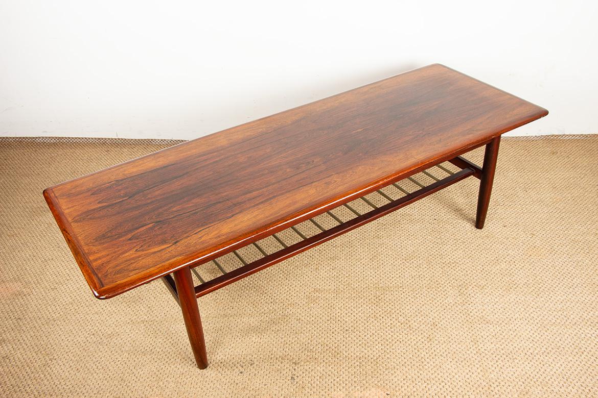 Large rosewood and metal tube coffee table, on two levels, Denmark 1960s. For Sale 3
