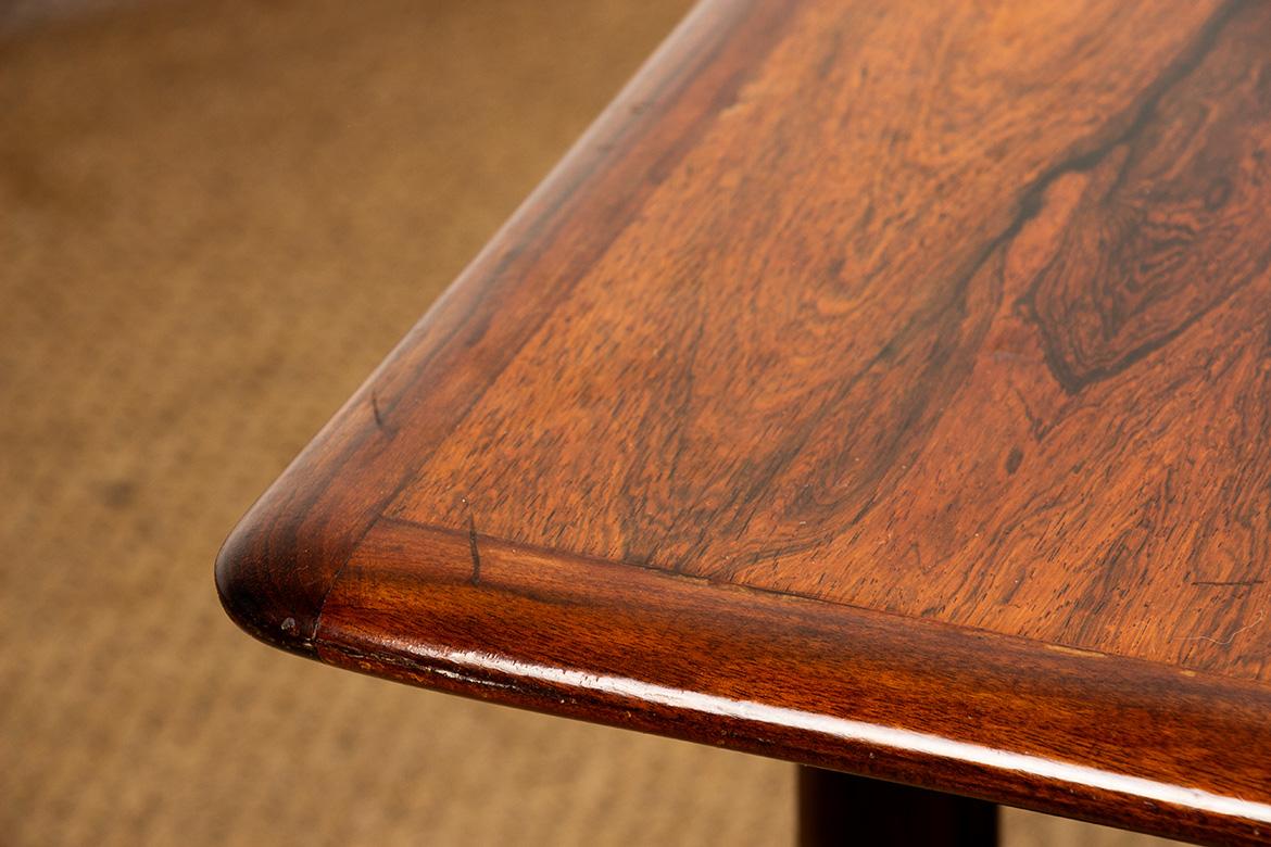 Large rosewood and metal tube coffee table, on two levels, Denmark 1960s. For Sale 6