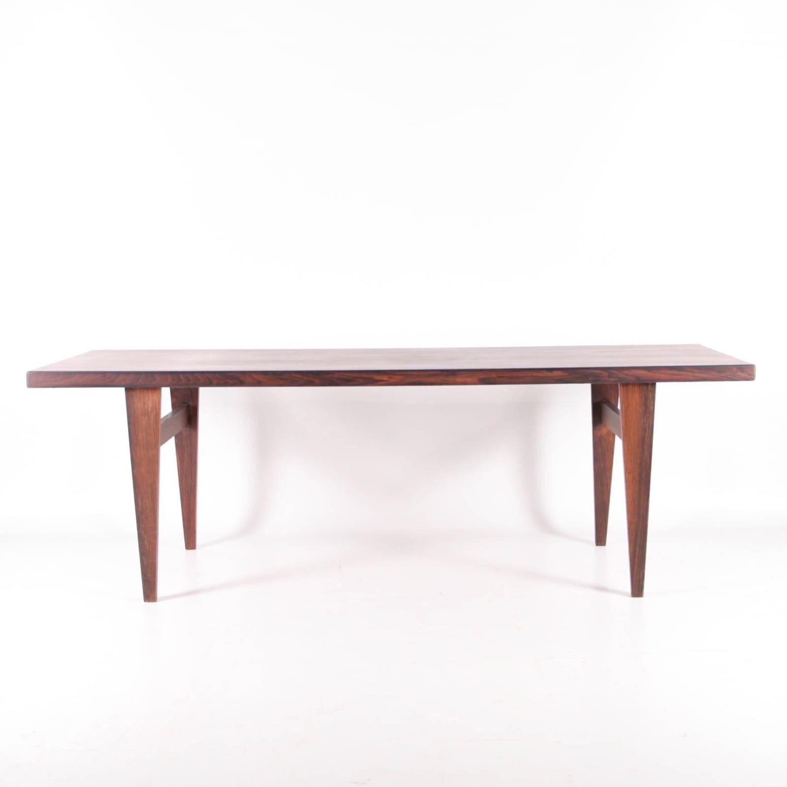 Grande table basse en bois de rose en vente 1