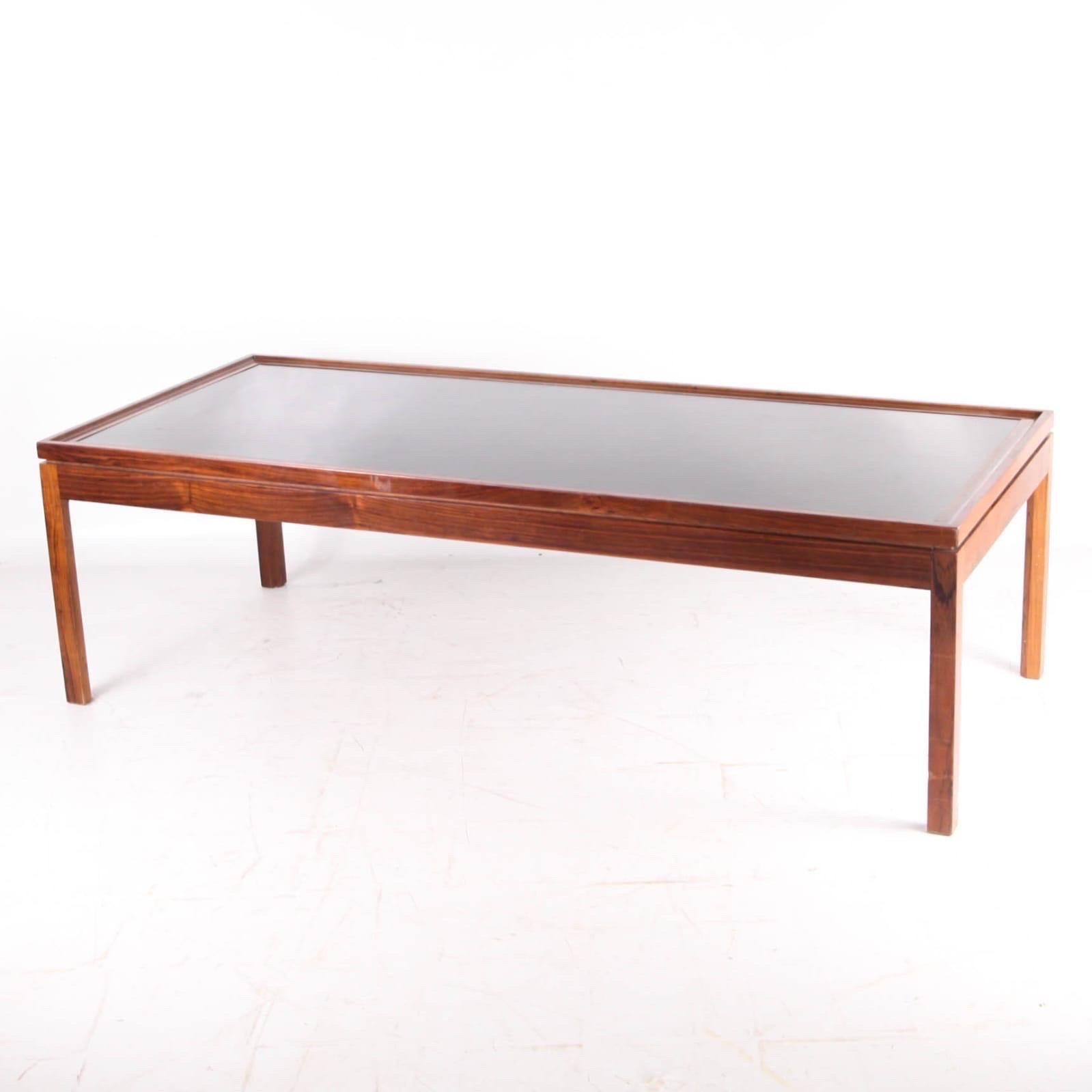 Large rosewood coffee table 2