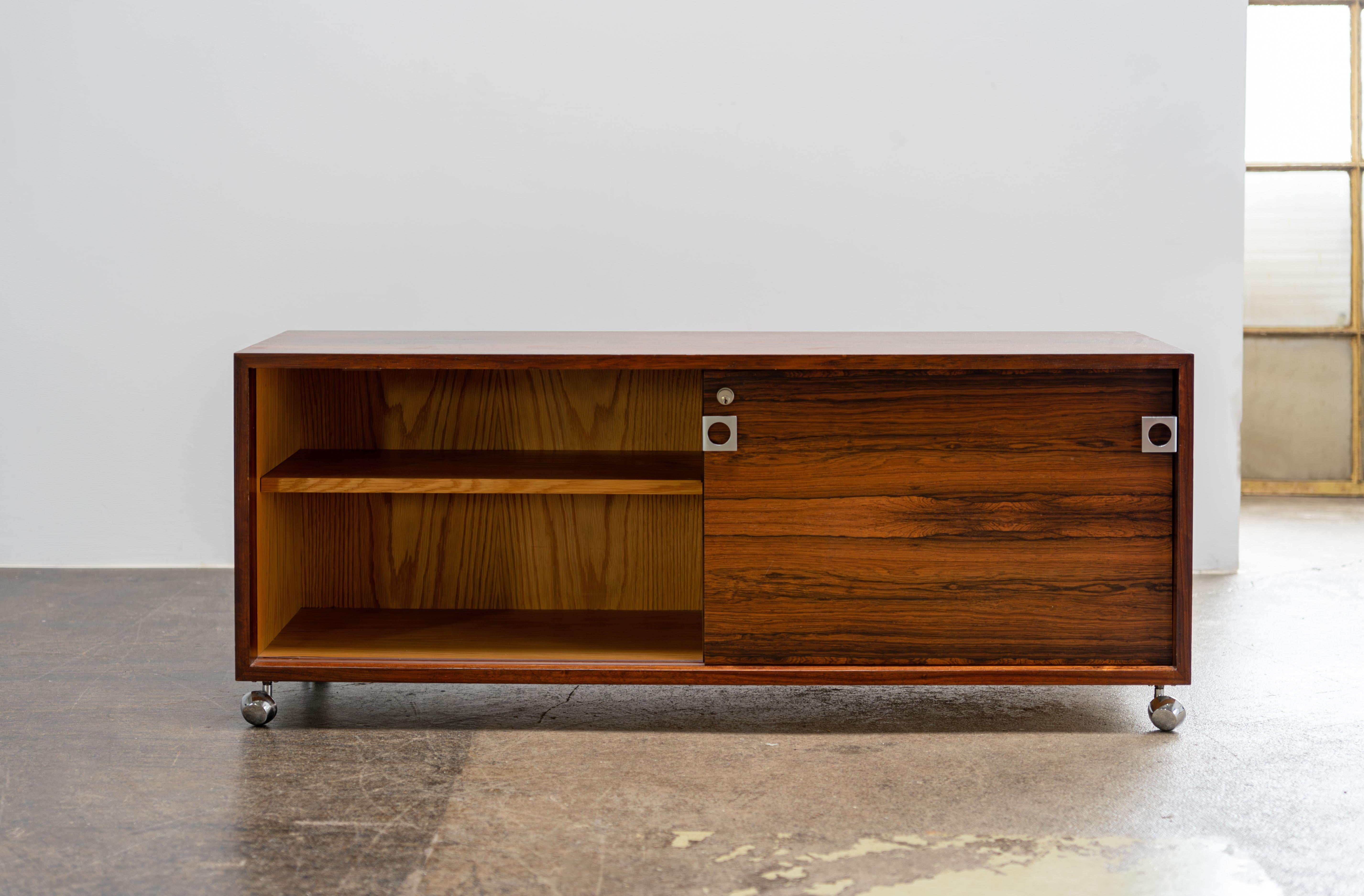 Großer Palisanderschreibtisch und -anrichte von Bodil Kjaer für E. Pedersen & Søn, 1959 im Angebot 10