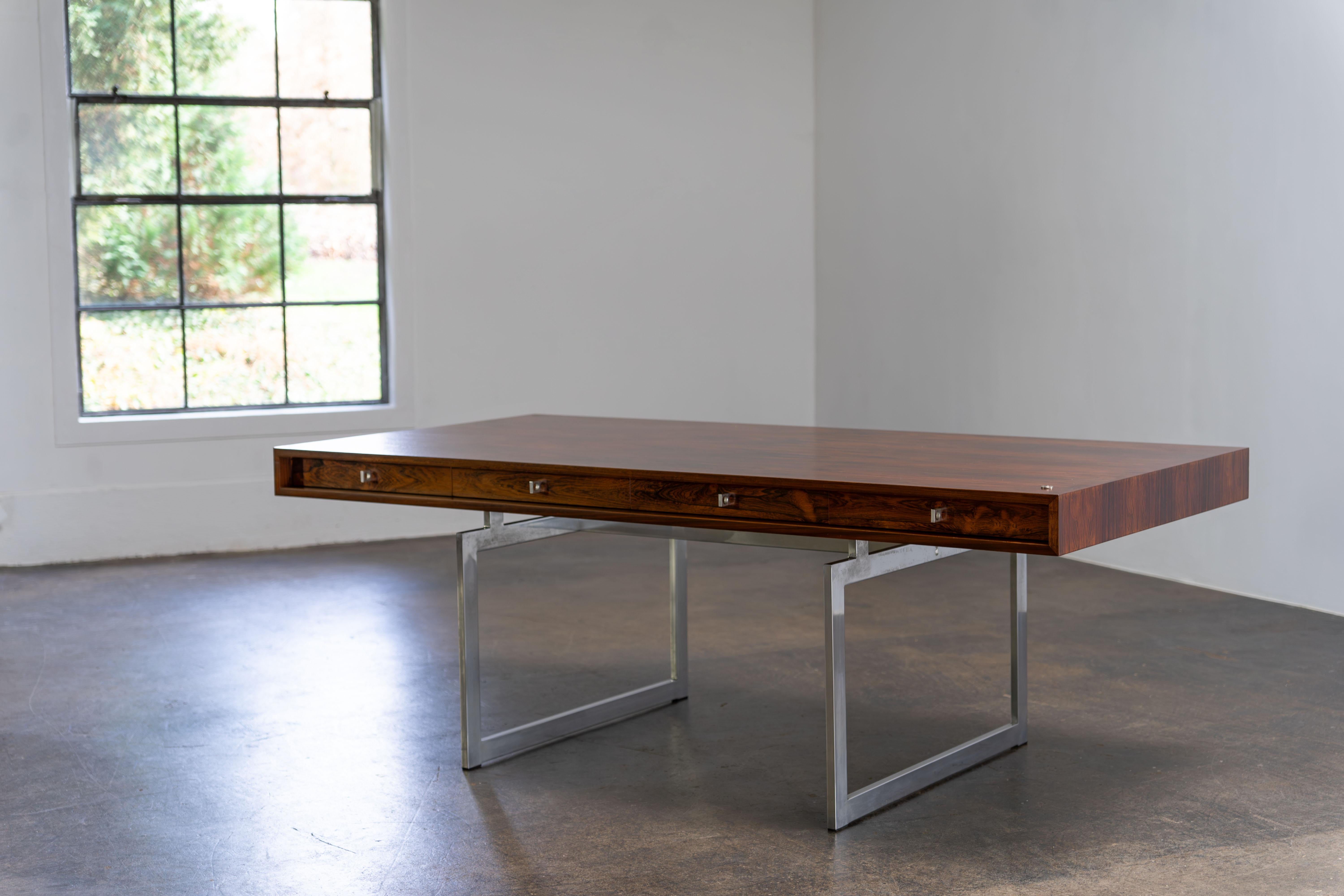 Großer Palisanderschreibtisch und -anrichte von Bodil Kjaer für E. Pedersen & Søn, 1959 im Zustand „Gut“ im Angebot in Rosendahl, DE