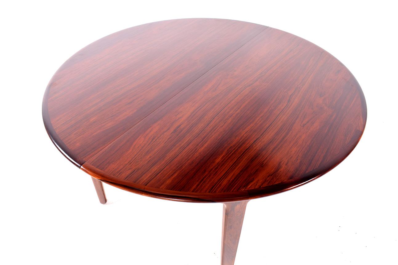 Large Rosewood Dining Table by Henning Kjærnulf for Soro In Good Condition In Lisboa, Lisboa