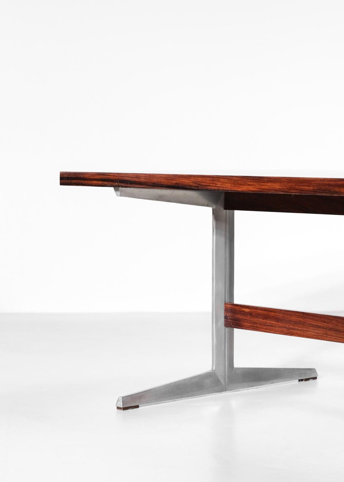 Scandinavian Modern Large Rosewood Dining Table in Style to Arne Jacobsen