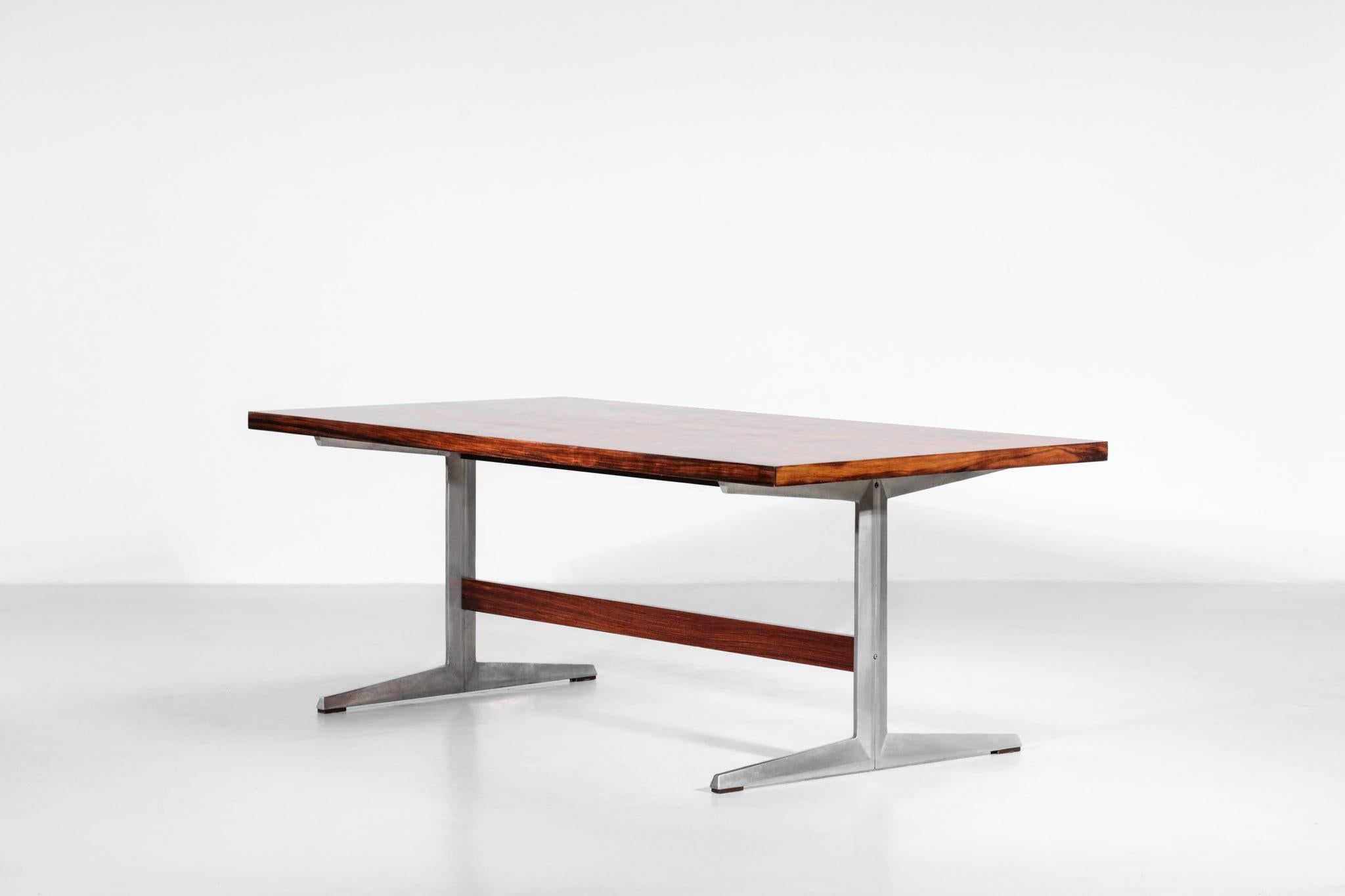 20th Century Large Rosewood Dining Table in Style to Arne Jacobsen