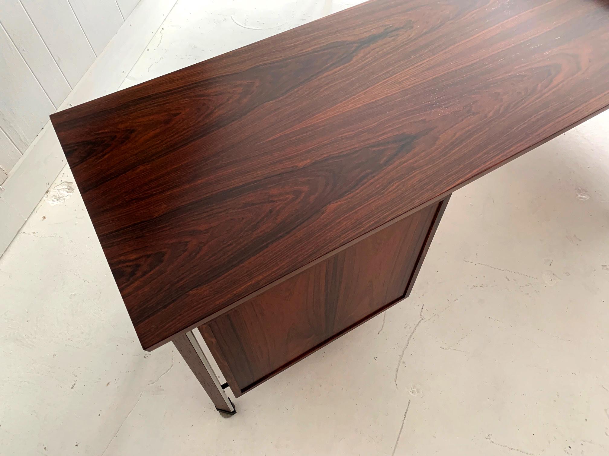 Large Rosewood 'Diplomat