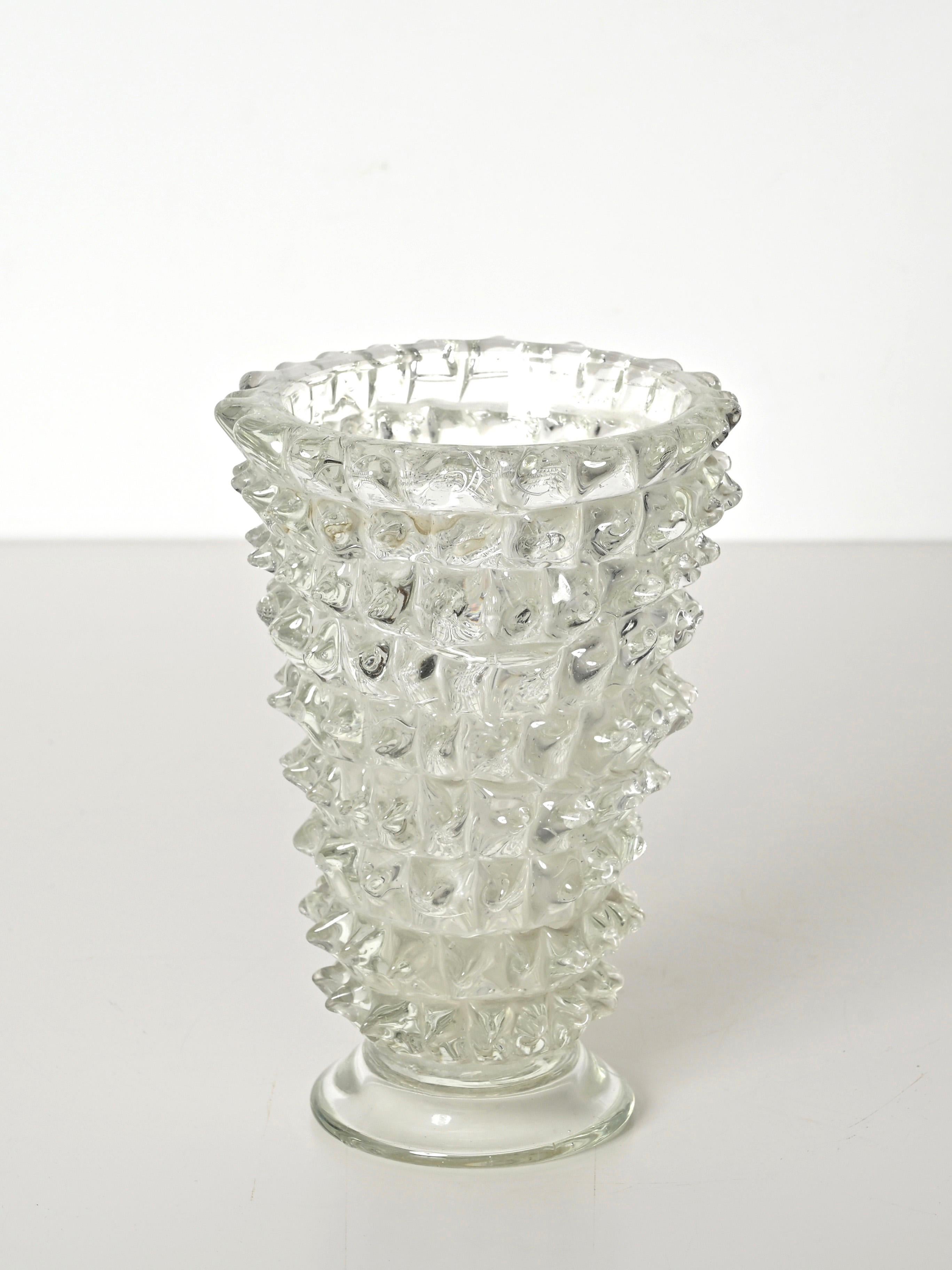 Spectacular large mouth-blown rostrato crystal Murano glass vase. This stunning piece was realized during the 1940s in Italy by Ercole Barovier for Barovier & Toso.

In amazing condition, incredibly the vase is not missing a single spike, making it