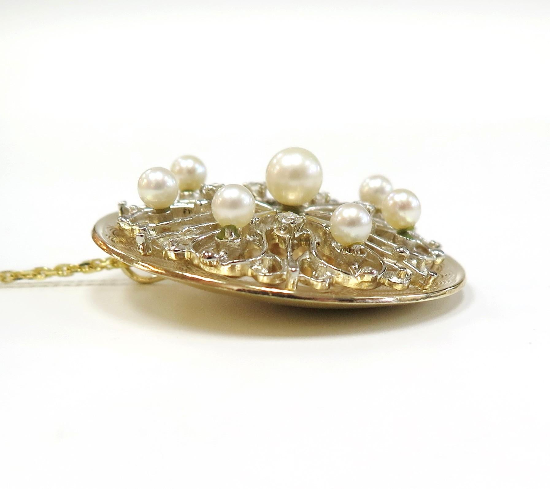 Large Round 14 Karat Gold Pendant with Cultured Pearls and Diamonds In Good Condition In Bellmore, NY