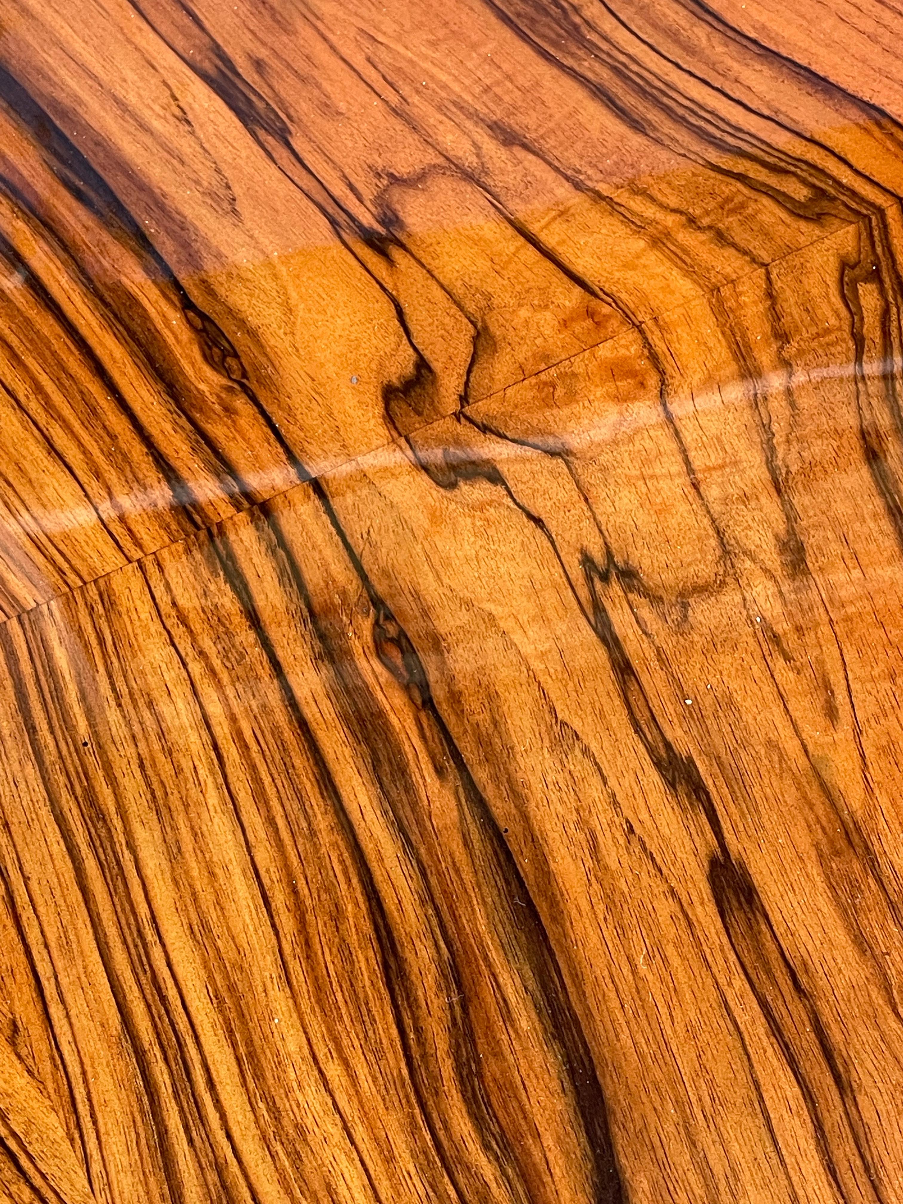 Large round Art Deco coffee table For Sale 2