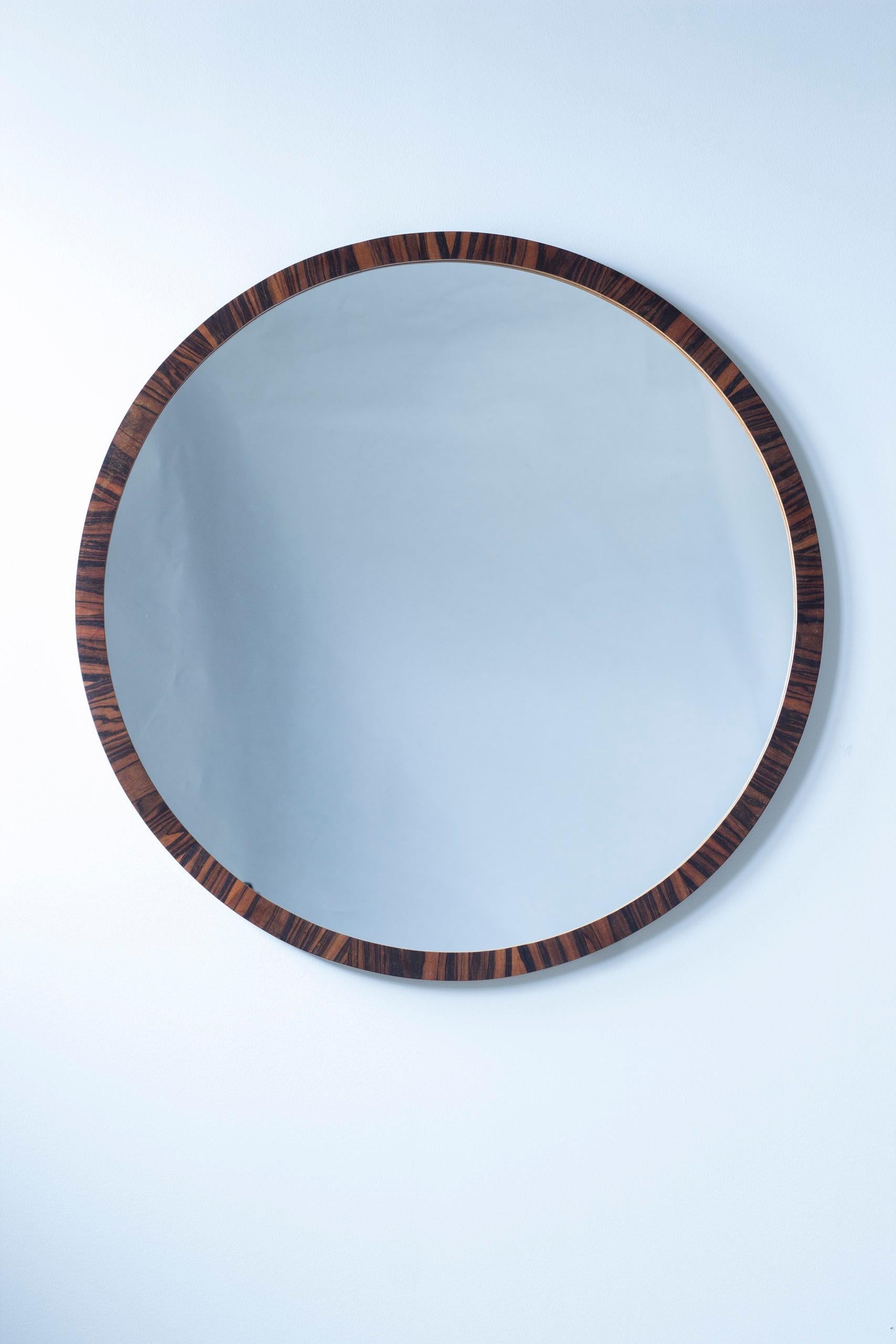 Art Déco Large round Art Deco mirror in the style of Axel Einar Hjorth and NK, 1930s in vendita