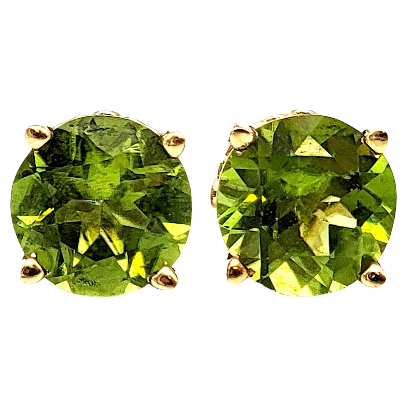 Large Round Brilliant Solitaire Green Peridot Stud Earrings in Yellow Gold For Sale