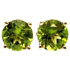 Large Round Brilliant Solitaire Green Peridot Stud Earrings in Yellow Gold