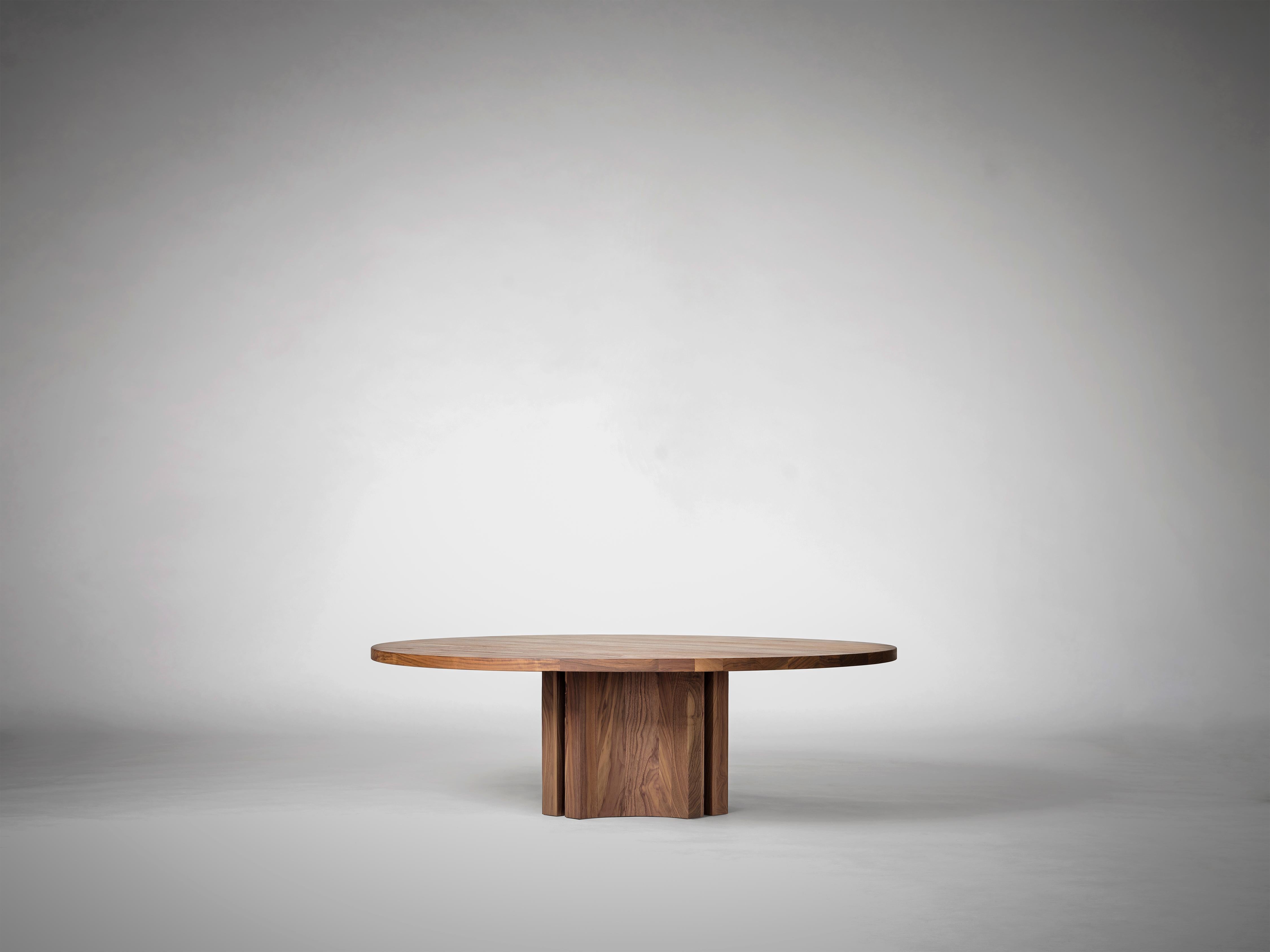 Large Round Coffee Table in Solid Dark Brown European Oak - Aperta by Mokko In New Condition For Sale In Amsterdam, NL