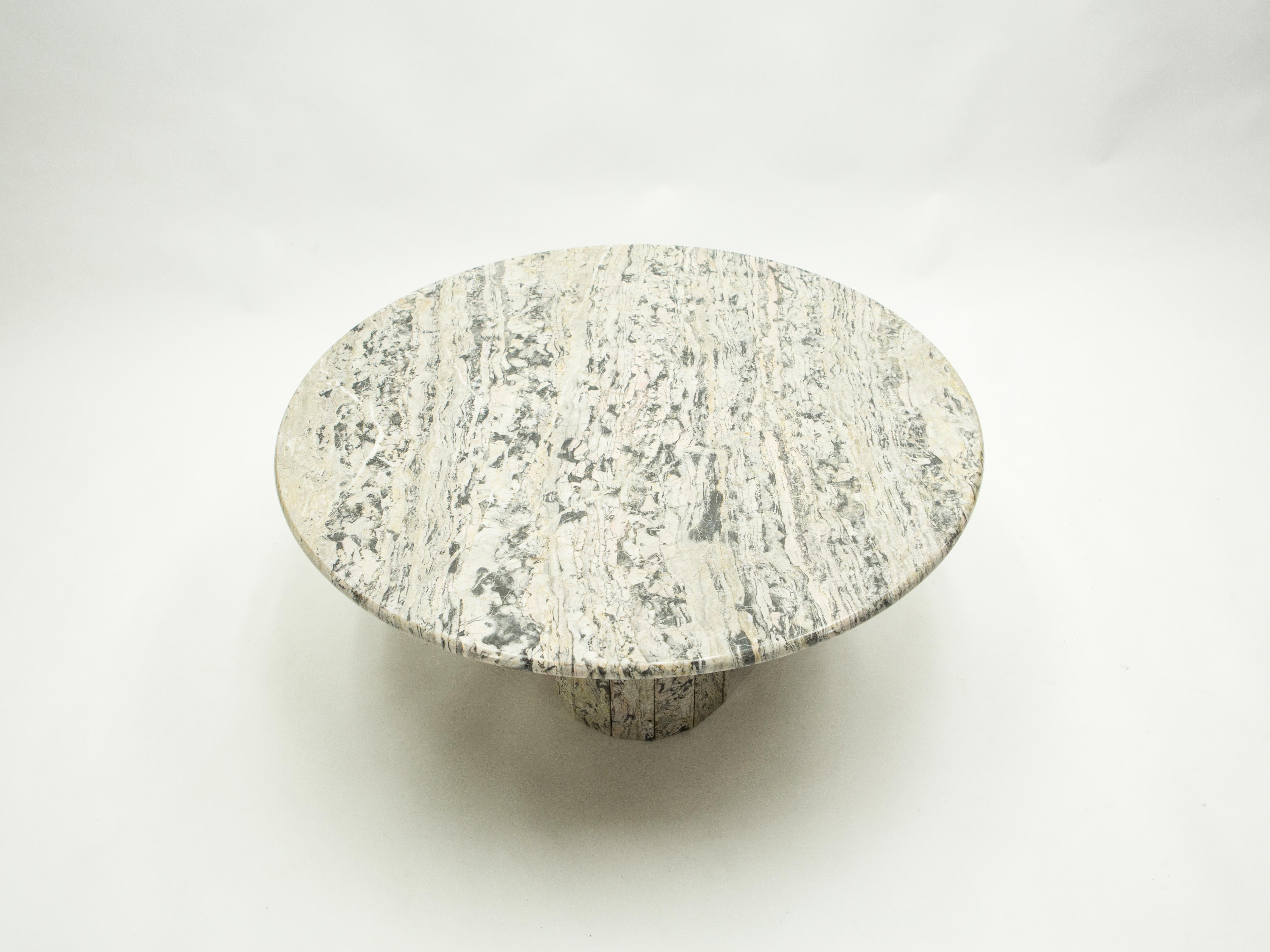Mid-Century Modern Large Round Coffee Table Made with White Sicilian Marble, 1970s
