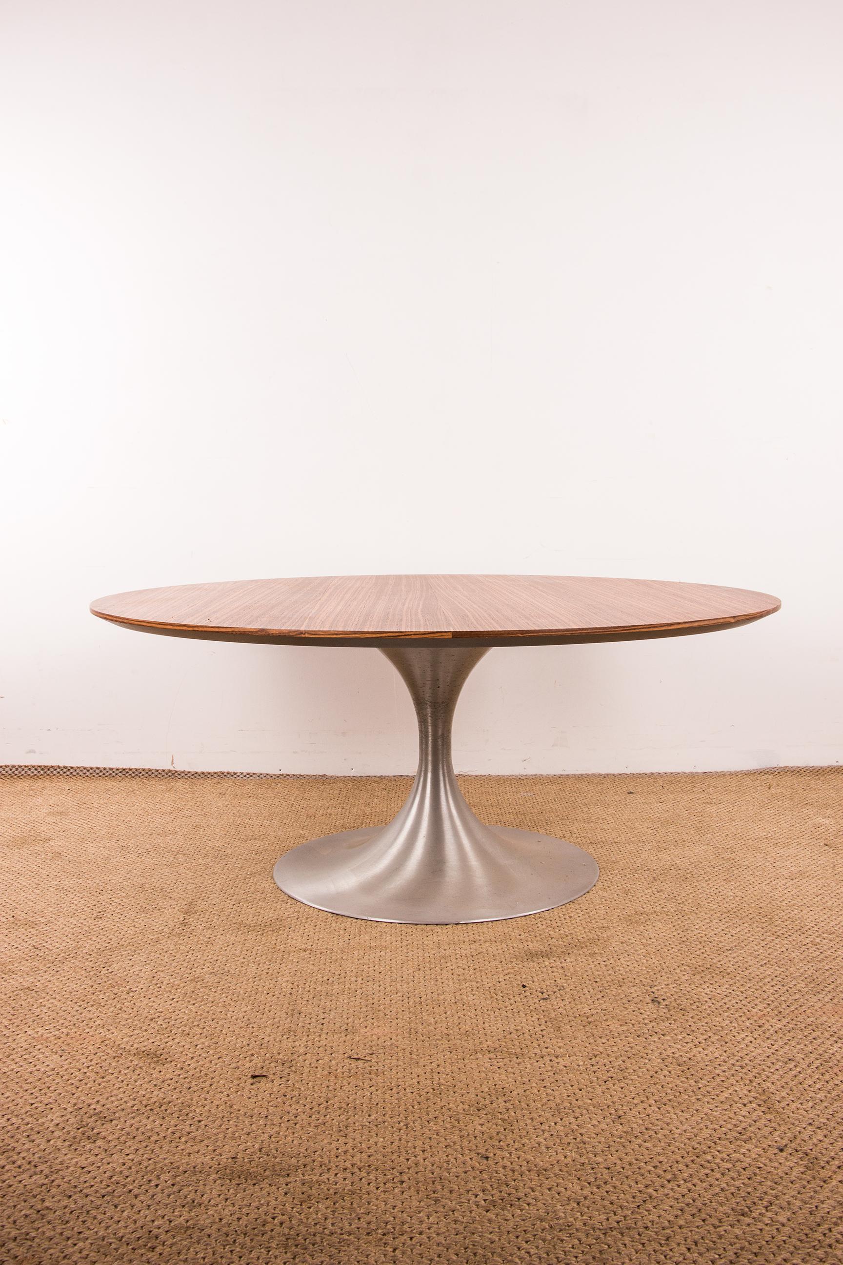 Grande table basse ronde avec pied Tulip en aluminium brossé et Zebrano 1960. Excellent état - En vente à JOINVILLE-LE-PONT, FR