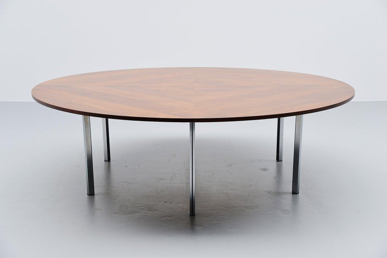 Large Round Conference Table Florence Knoll International Style, 1960