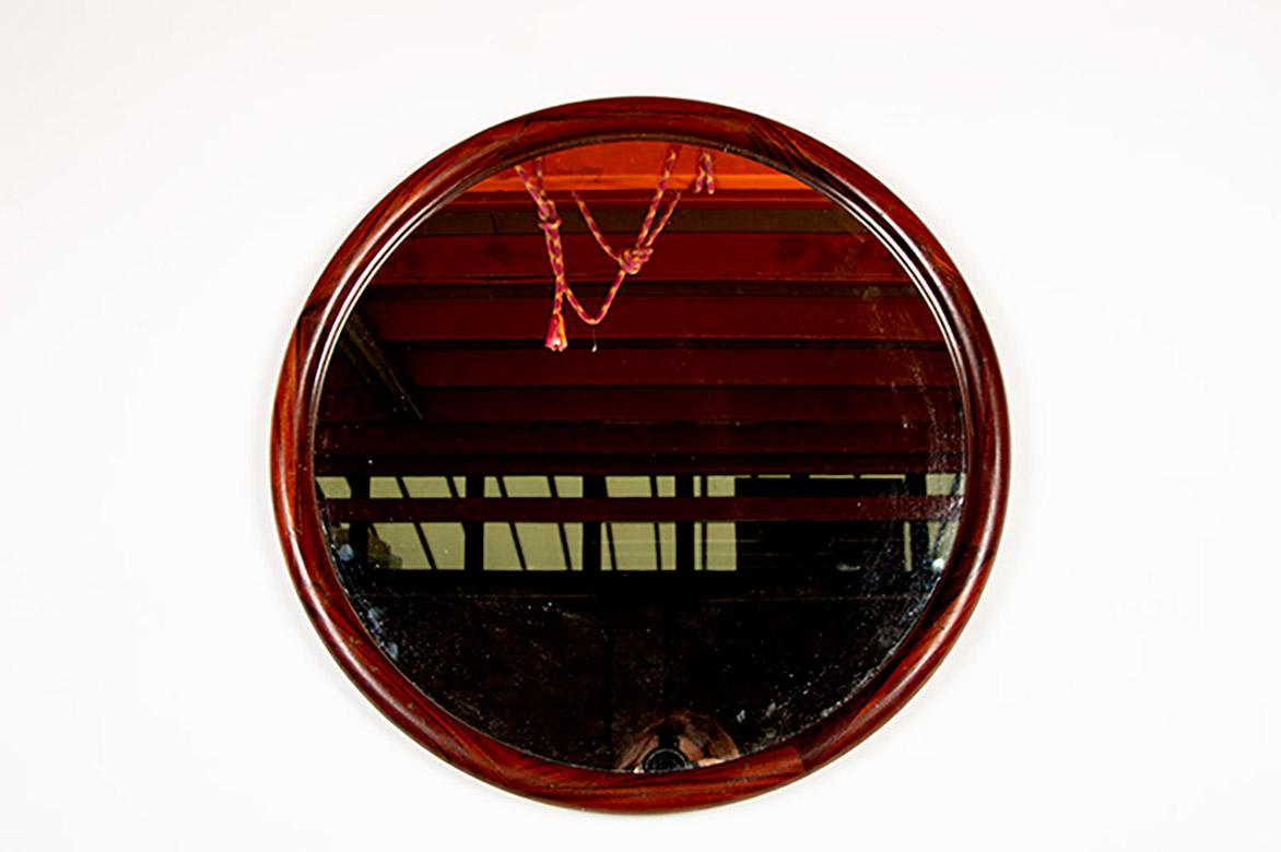 Grande specchio rotondo in palissandro danese di Vildbjerg Mobelfabrik 1960. in vendita 7