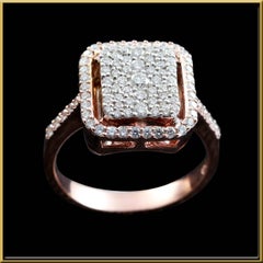 Large Round Diamond Cluster Bridal Ring in 18 Karat Gold