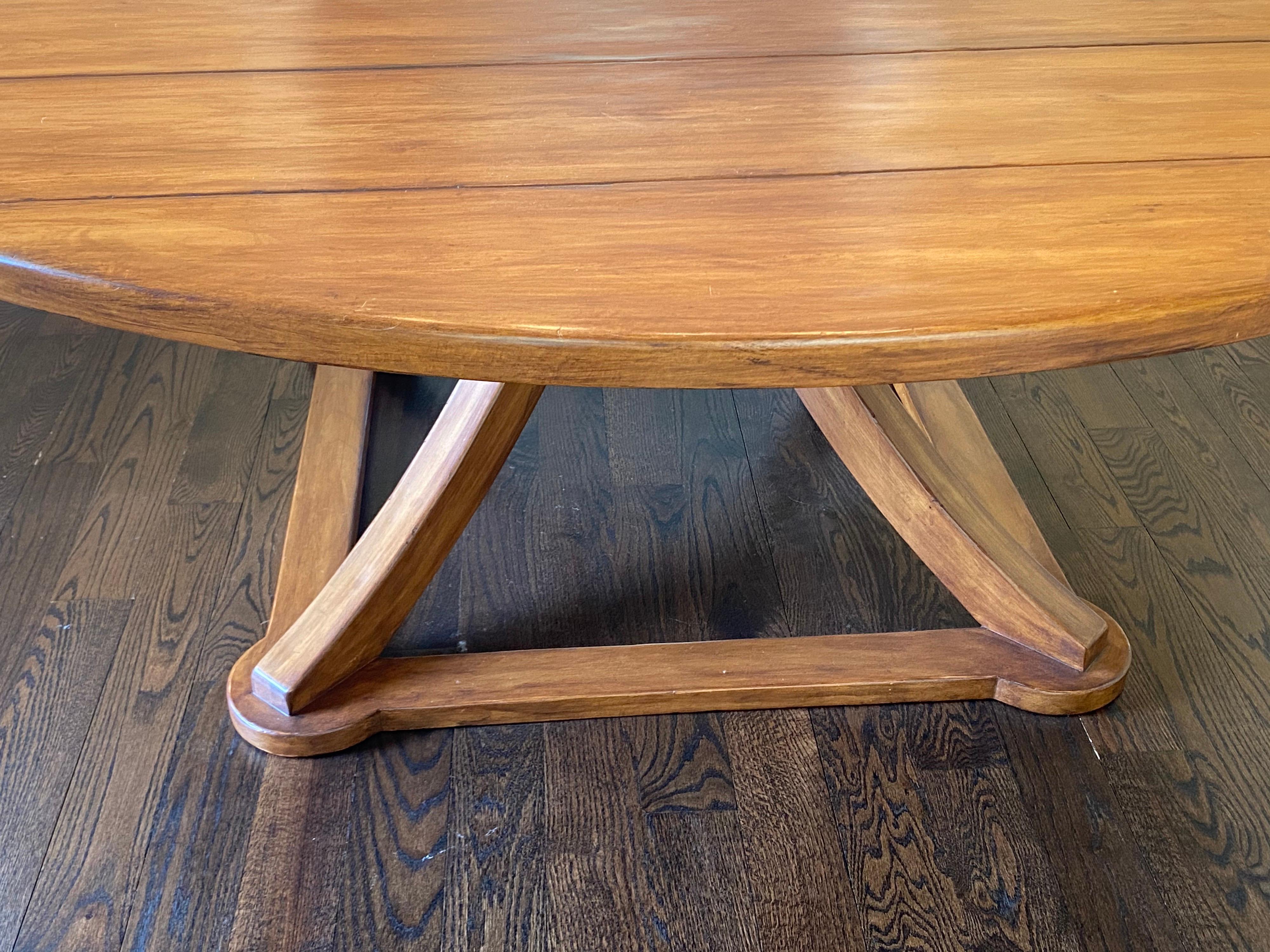Large Round Dining Table by Hamby LA In Good Condition In Southampton, NY