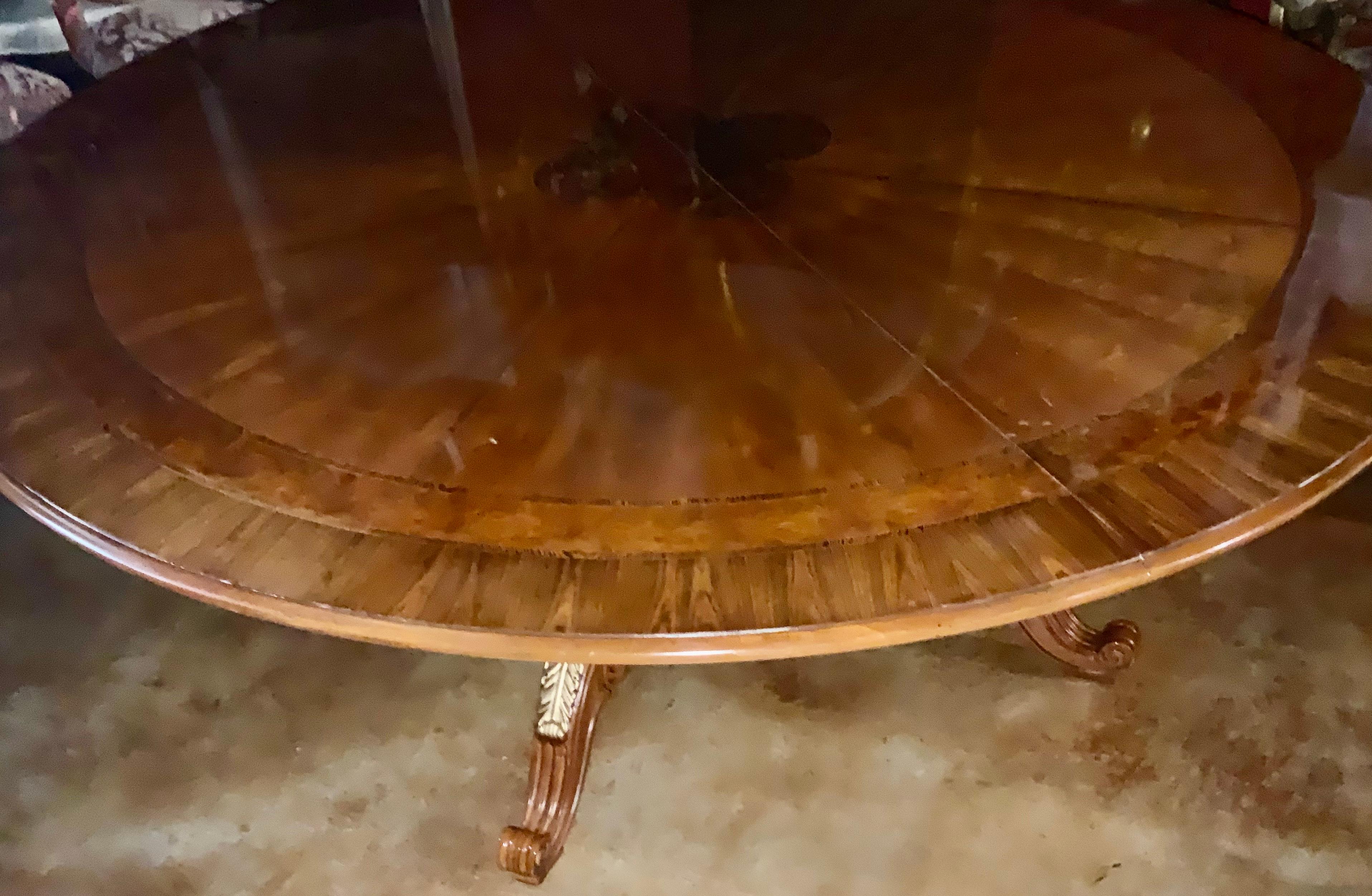 Large Round Dining Table in Neoclassical Style with Inlay, Walnut In Good Condition In Houston, TX