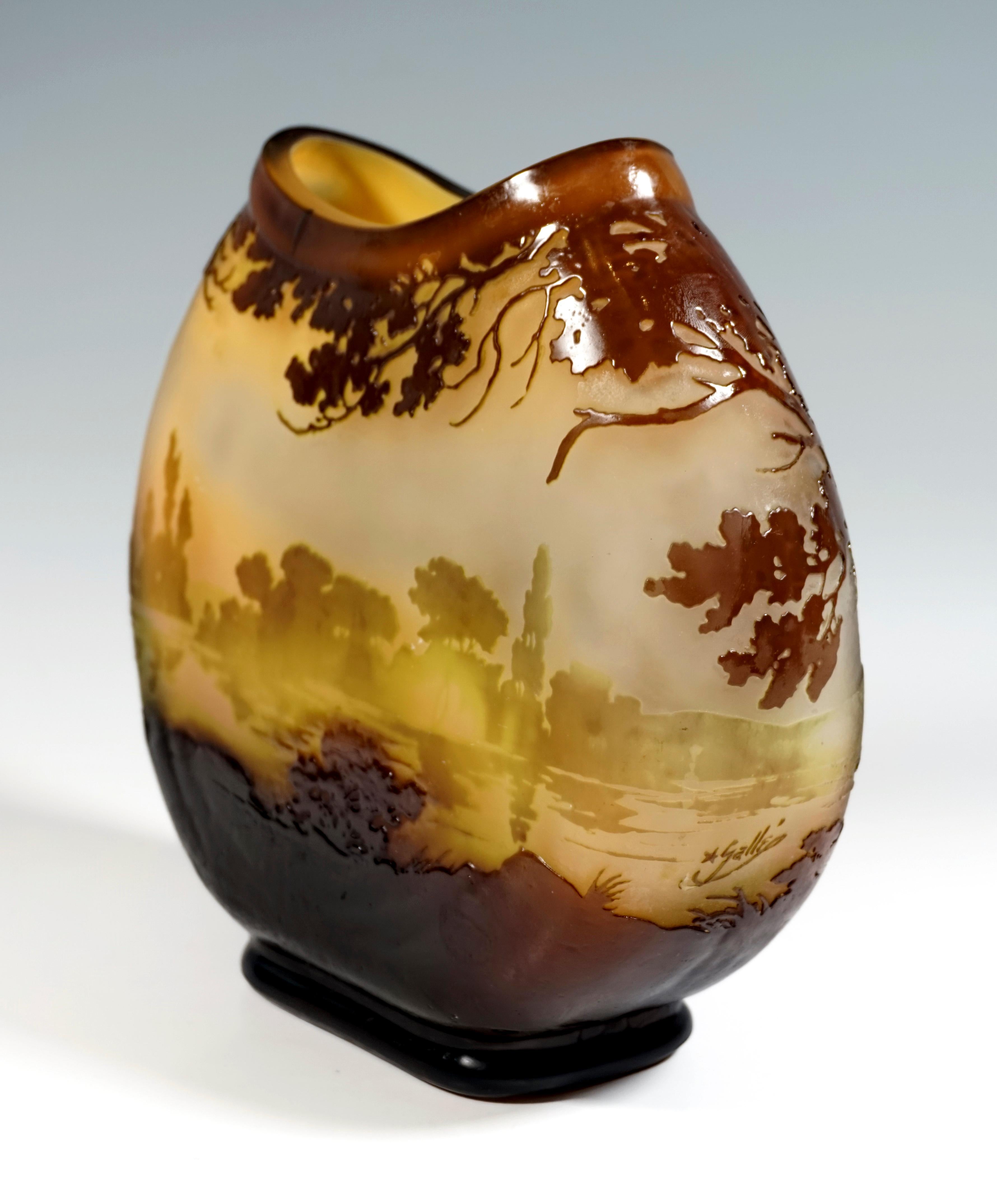 galle vase shapes