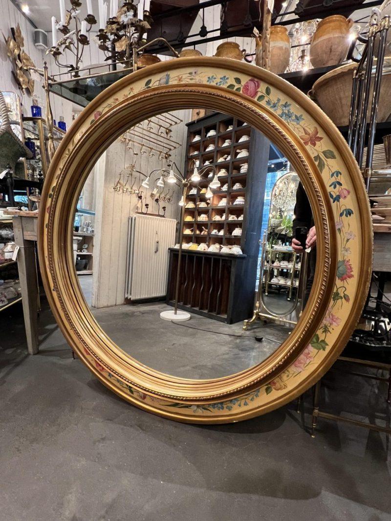 Hand-Painted Large Round Floral and Gilt Italian Midcentury MIrror For Sale