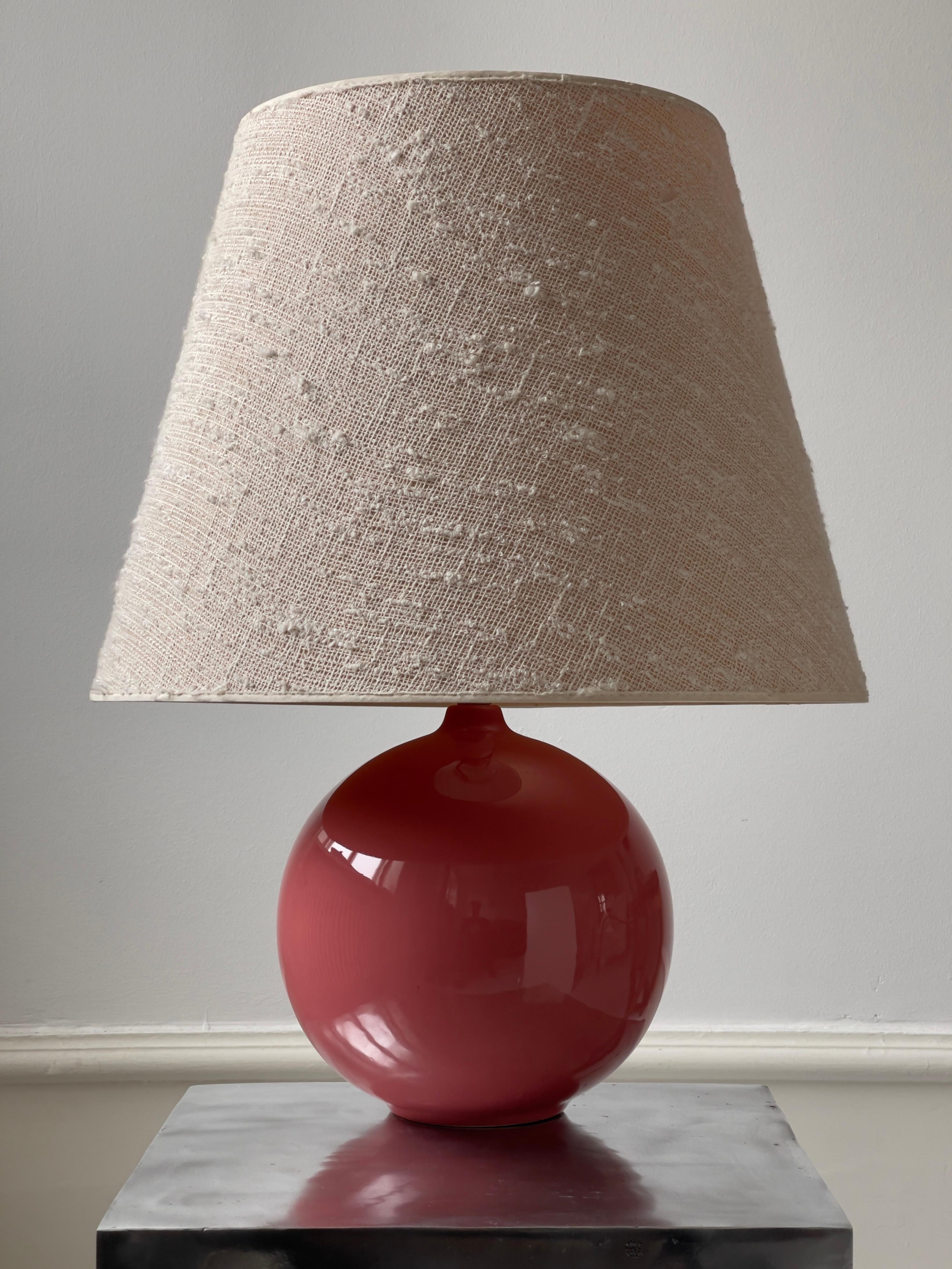 Large Round French Ceramic Table Lamp in in Rose Red Glaze For Sale 1