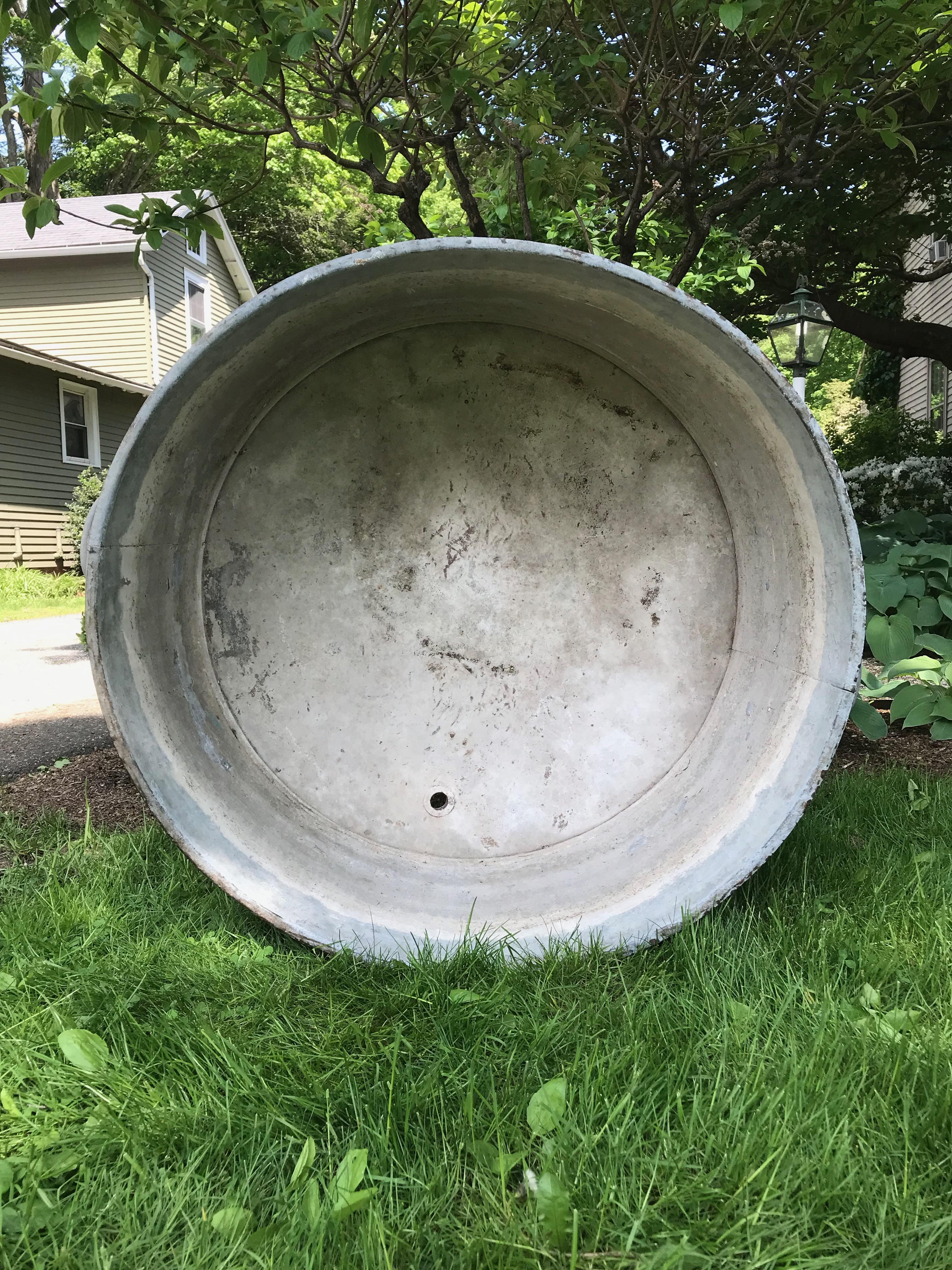 Large Round French Galvanized Tub Planter or Fountain In Good Condition In Woodbury, CT