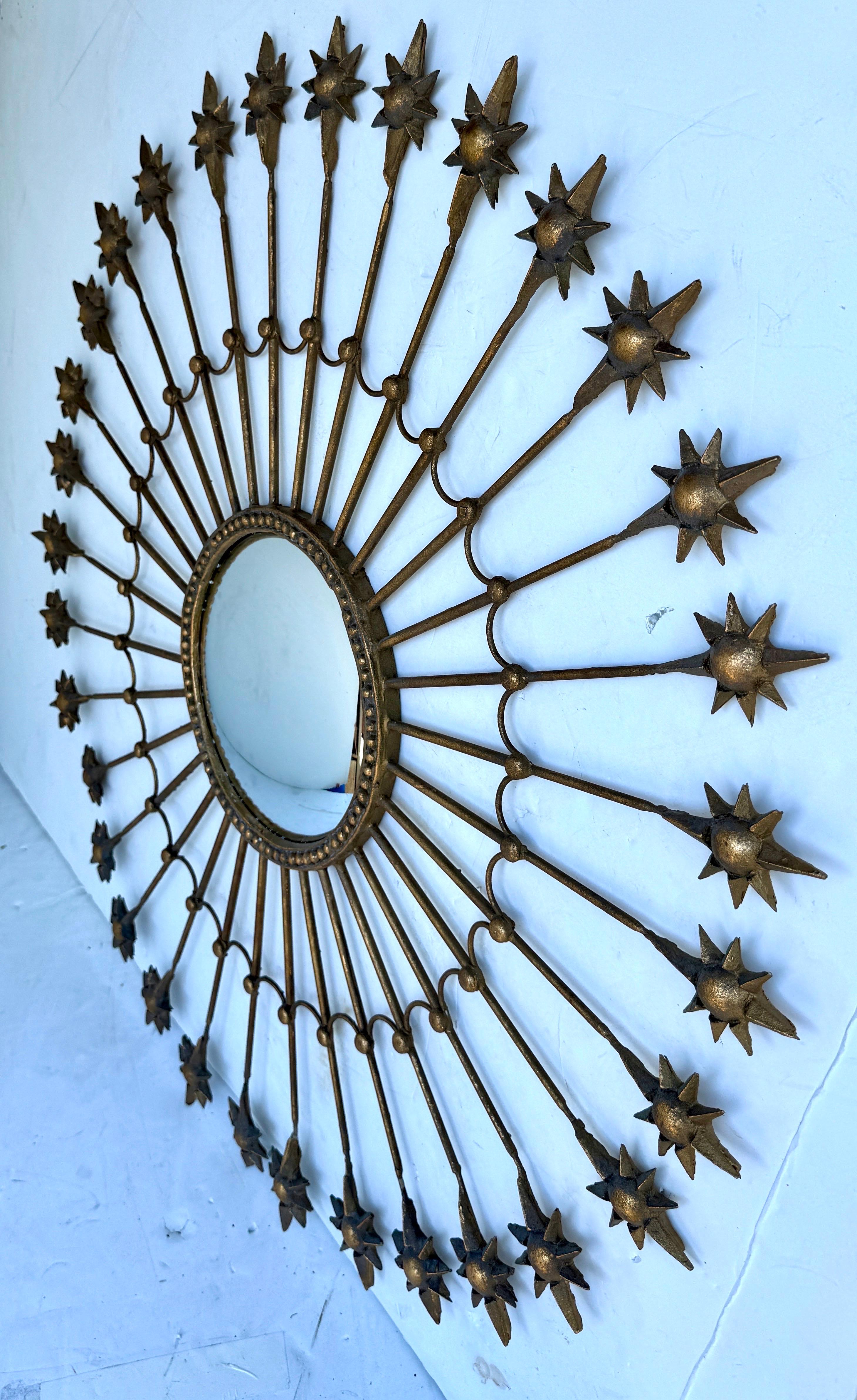 Hand-Crafted Large Round Gold Leaf Sunburst Starburst Mirror Hollywood Regency For Sale