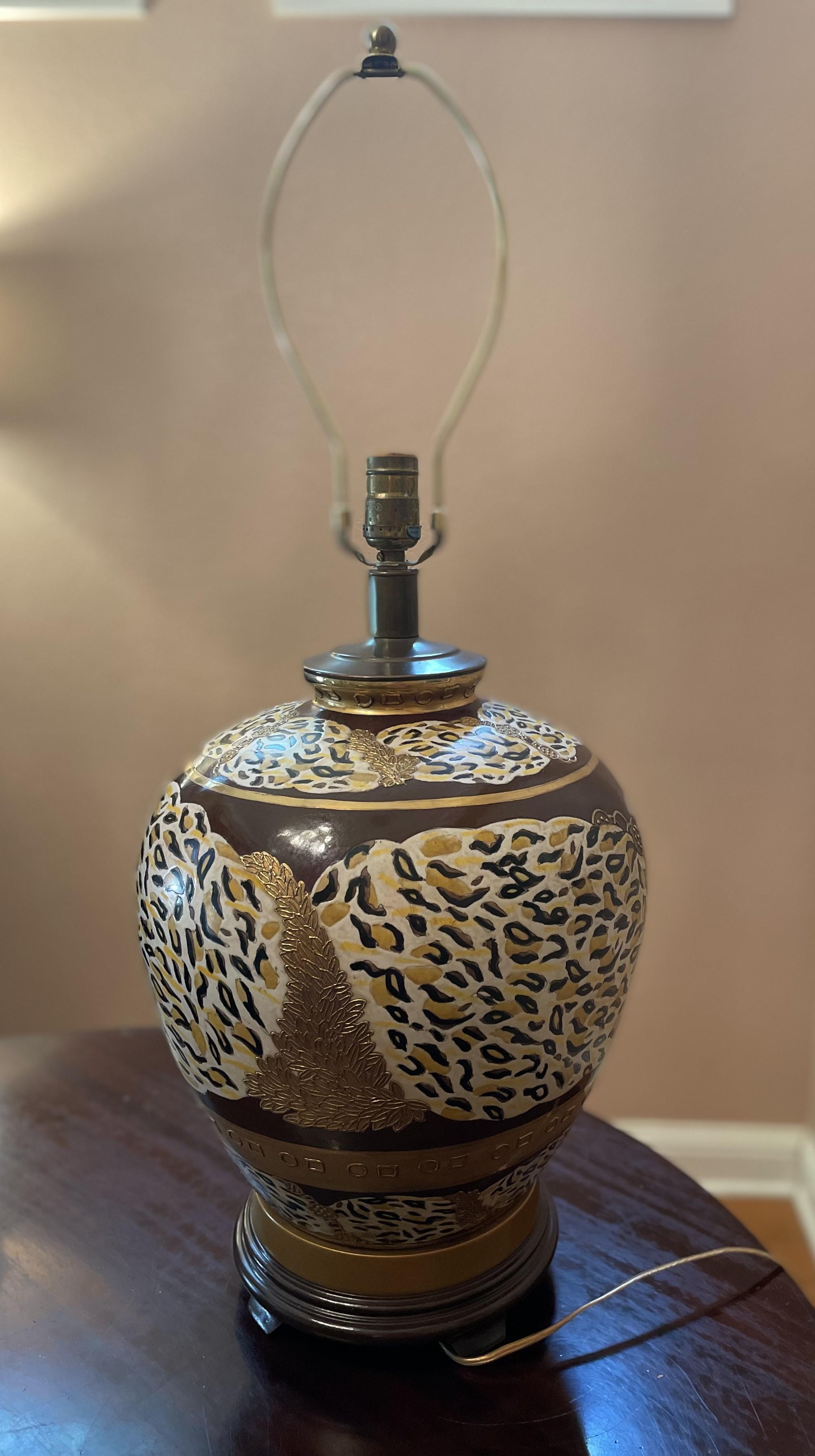 Large Round Hand-Painted Ceramic and Brass Table Lamp with Animal Motif In Excellent Condition For Sale In Austin, TX