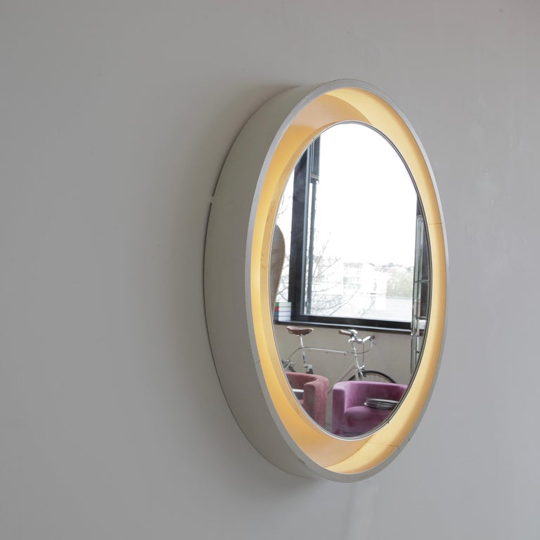 Italian Large Round Illuminated Wooden Mirror, 1970s For Sale