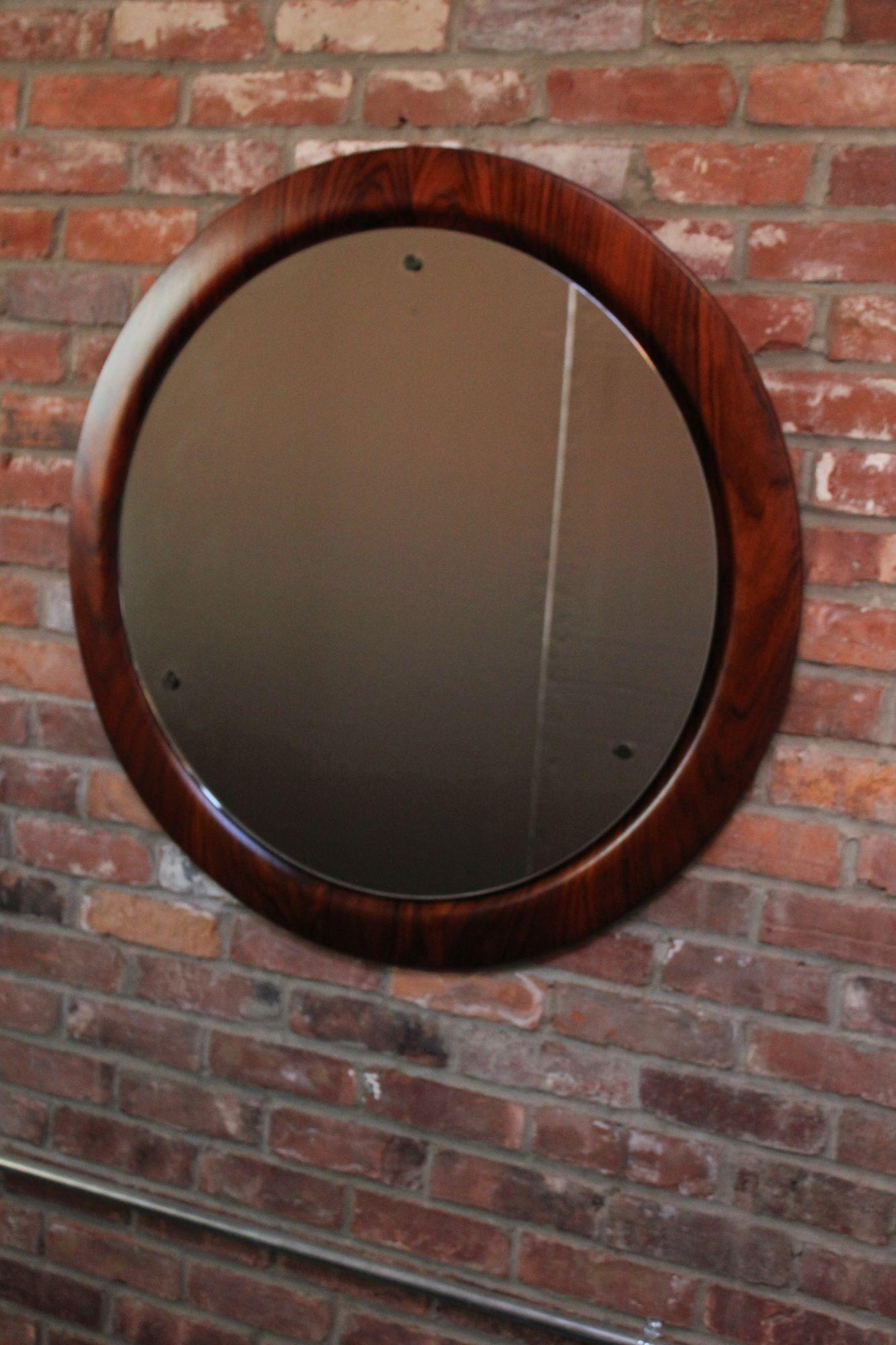 Large Round Italian Modernist Rosewood and Chrome Mirror by Mac Arredamenti In Good Condition For Sale In Brooklyn, NY