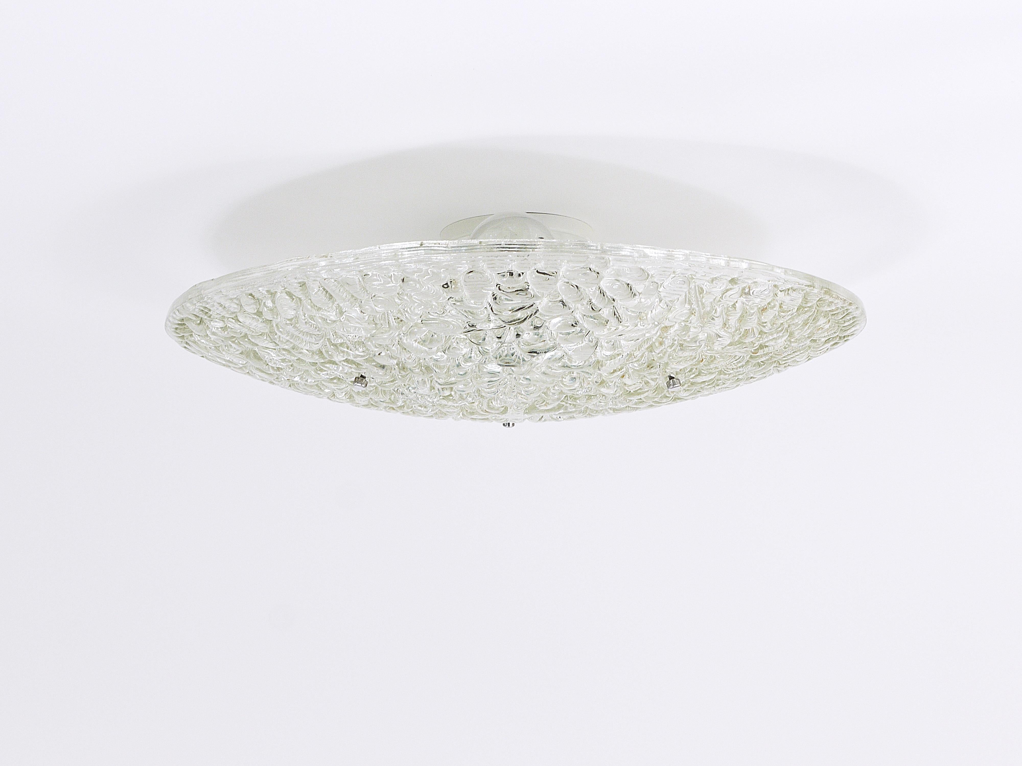 Mid-Century Modern Large Round J. T. Kalmar Mid-Century Textured Glass Flush Mount,  Austria, 1960s For Sale