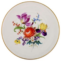 Large Round Meissen Dish in Hand Painted Porcelain with Flowers, 20th Century