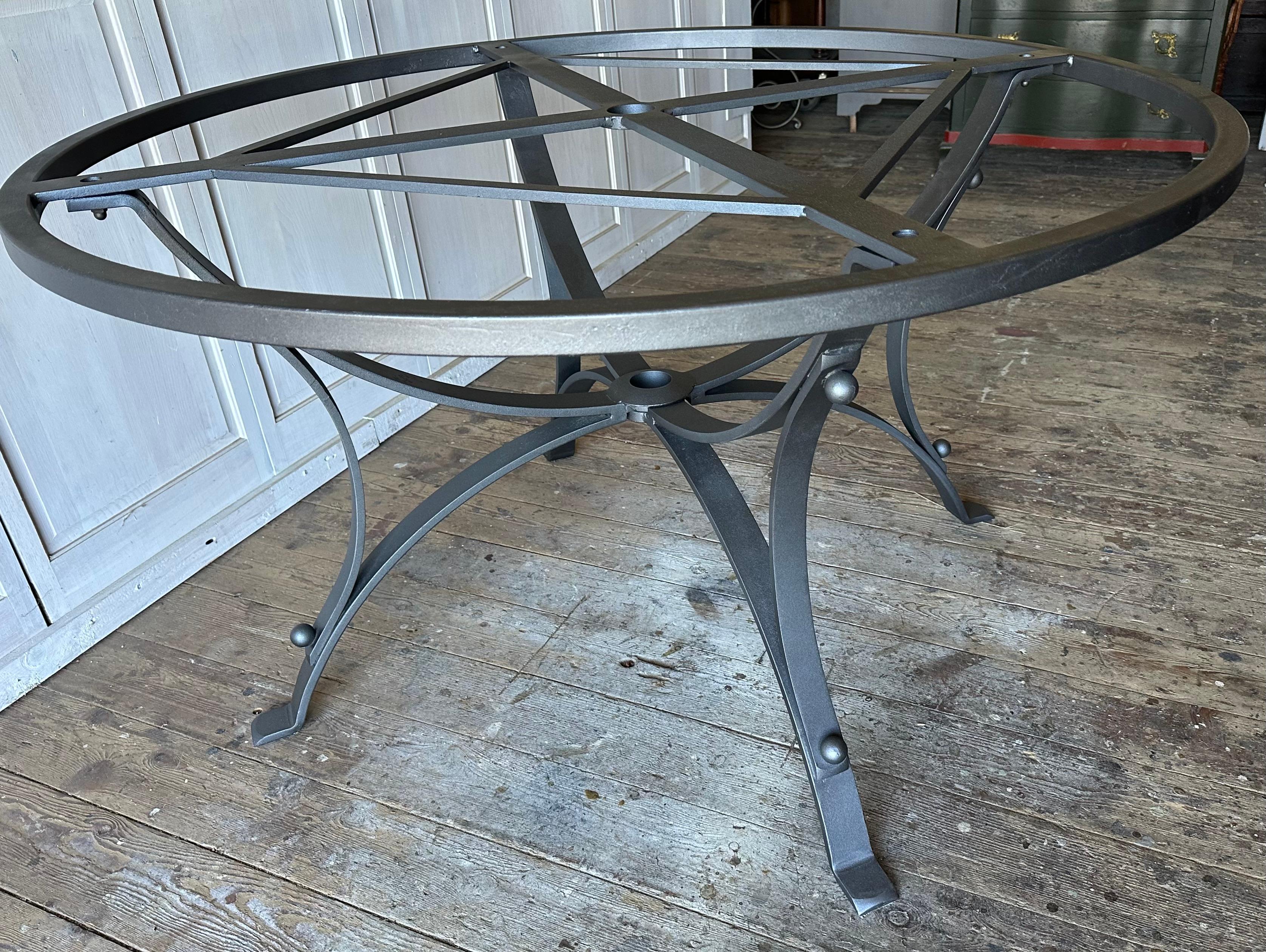This classically styled table base will look stunning in any setting, from an elegant terrace to an intimate veranda or a welcoming porch. This heavy duty table features a metal base connected by semi spherical supporting half rounds connected to a