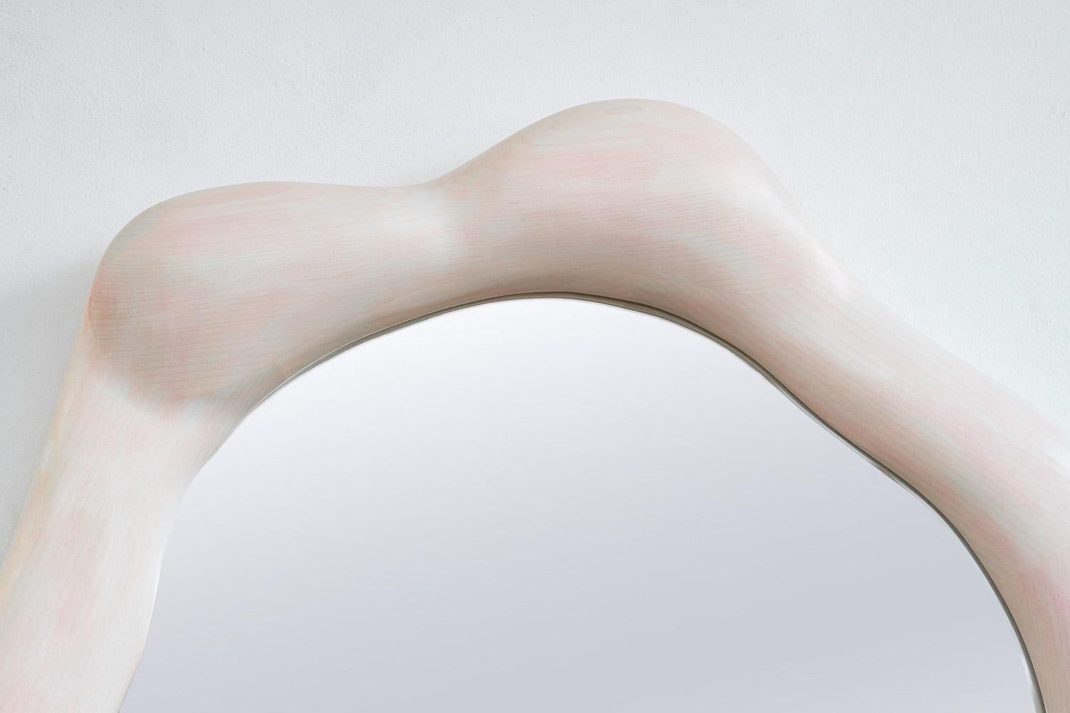 Grand miroir rond avec cadre en érable blanchi et Wood Wood Satin par Alexander Knysch en vente 2