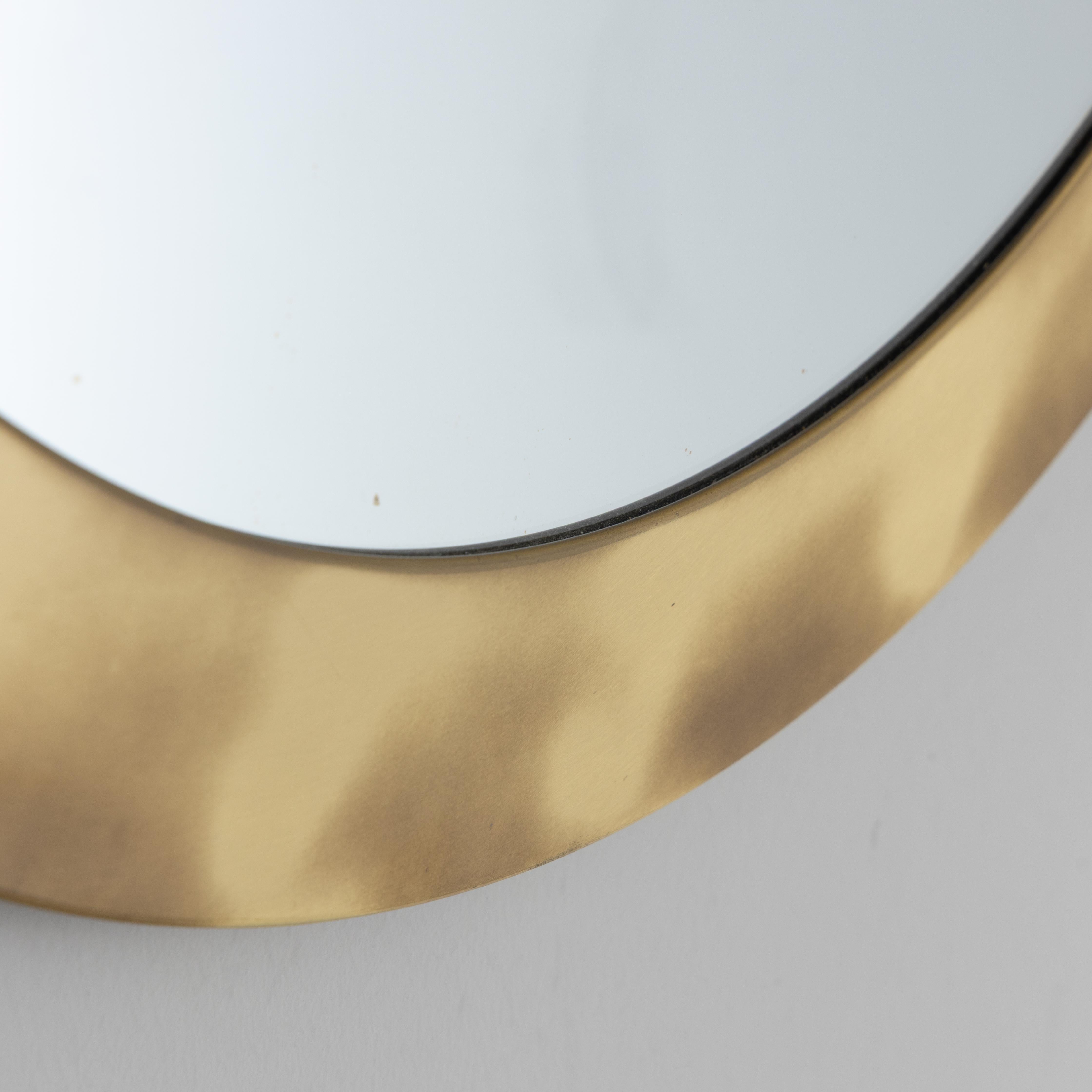 Brass Large round mirror with brass frame Valenti, 1970 For Sale