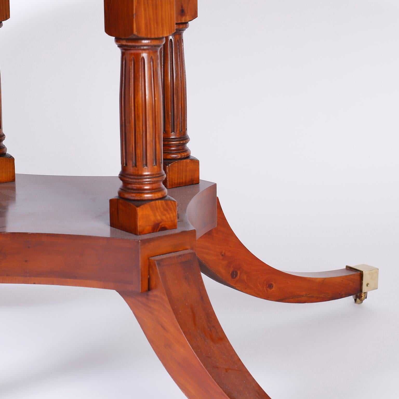 20th Century Large Round Pedestal Dining Table