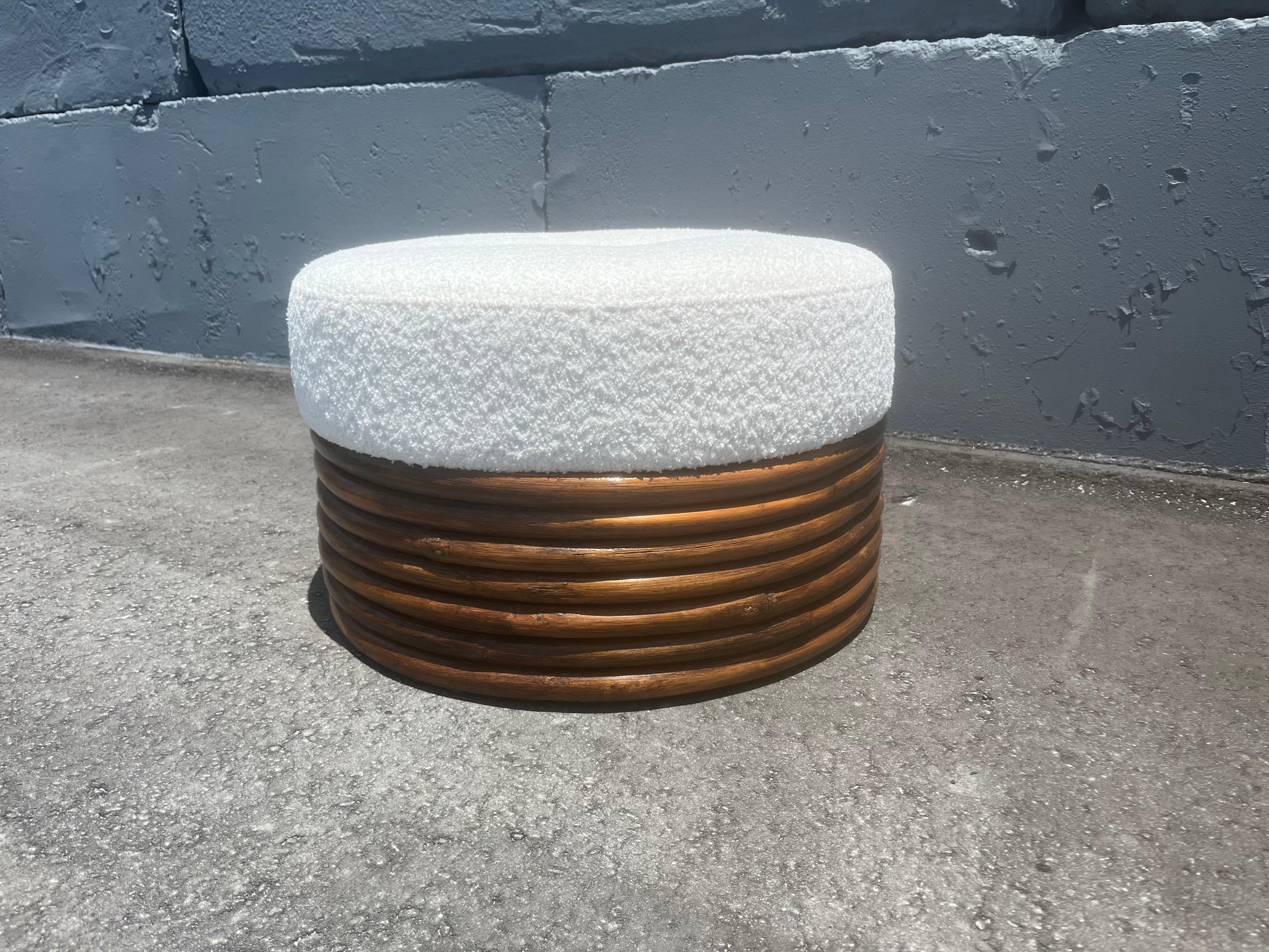 Large Round Rattan Ottoman, Boucle, Mid Century For Sale 8