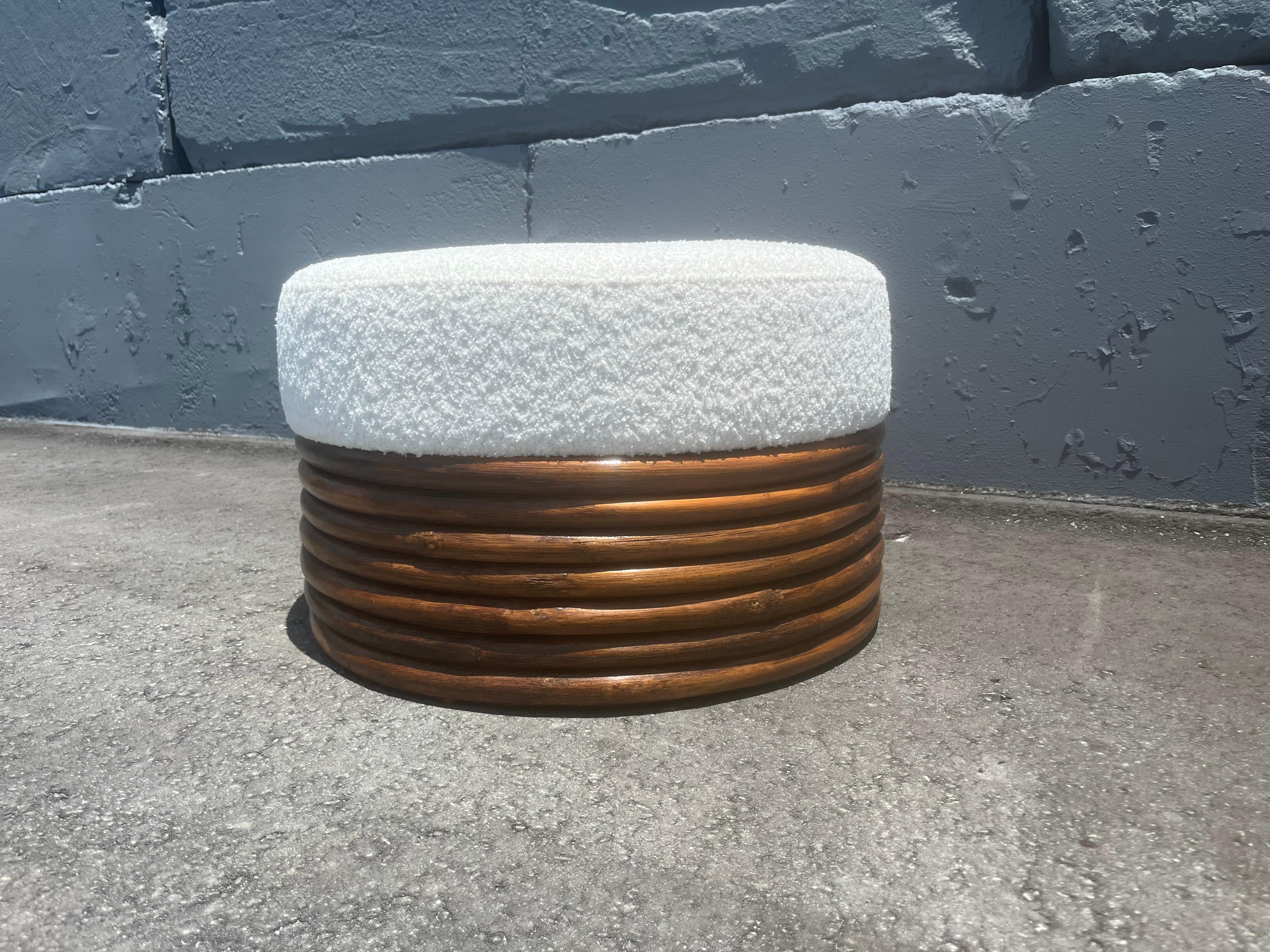 Large Round Rattan Ottoman, Boucle, Mid Century For Sale 2