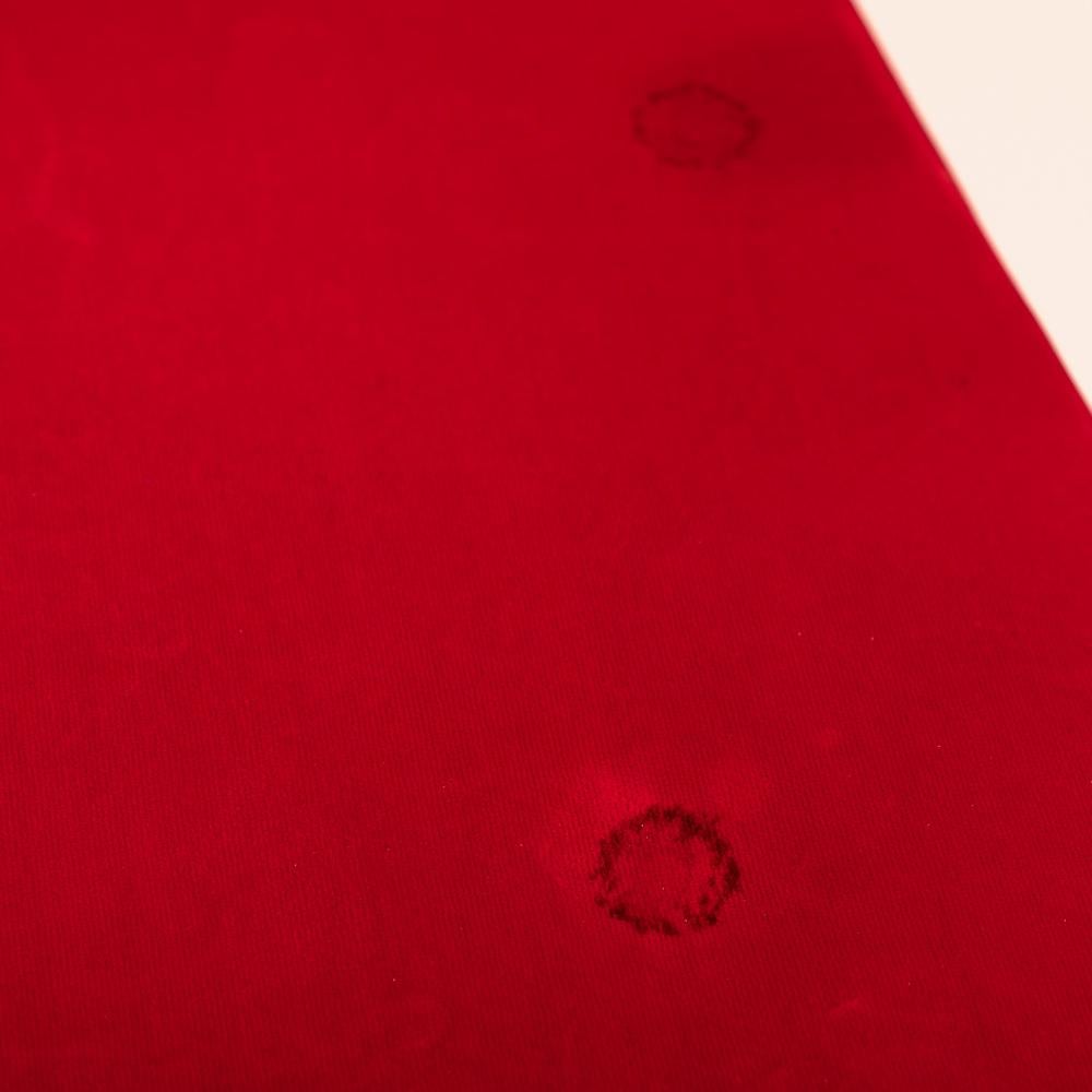 Tatlin round red velvet sofa by Edra, centre piece, Italy, 1980s For Sale 7
