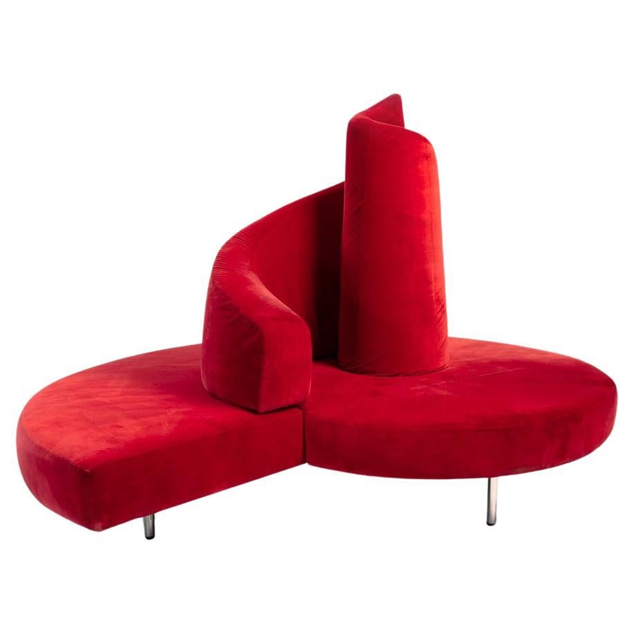 Großes rundes Sofa aus rotem Samt mit Turm von Edra  im Angebot
