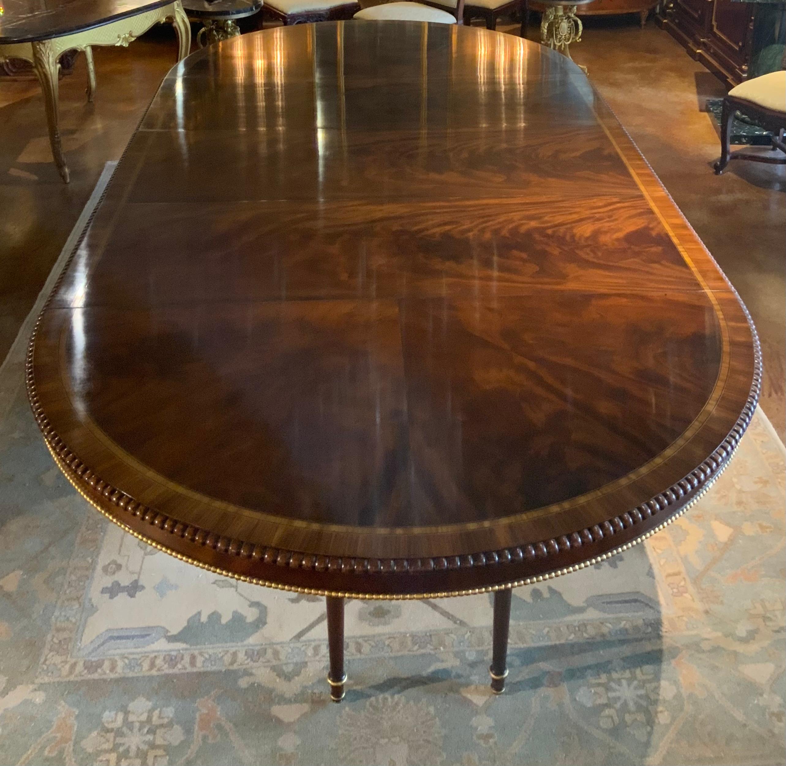 Large  round regency style dining table converts to long oval For Sale 2