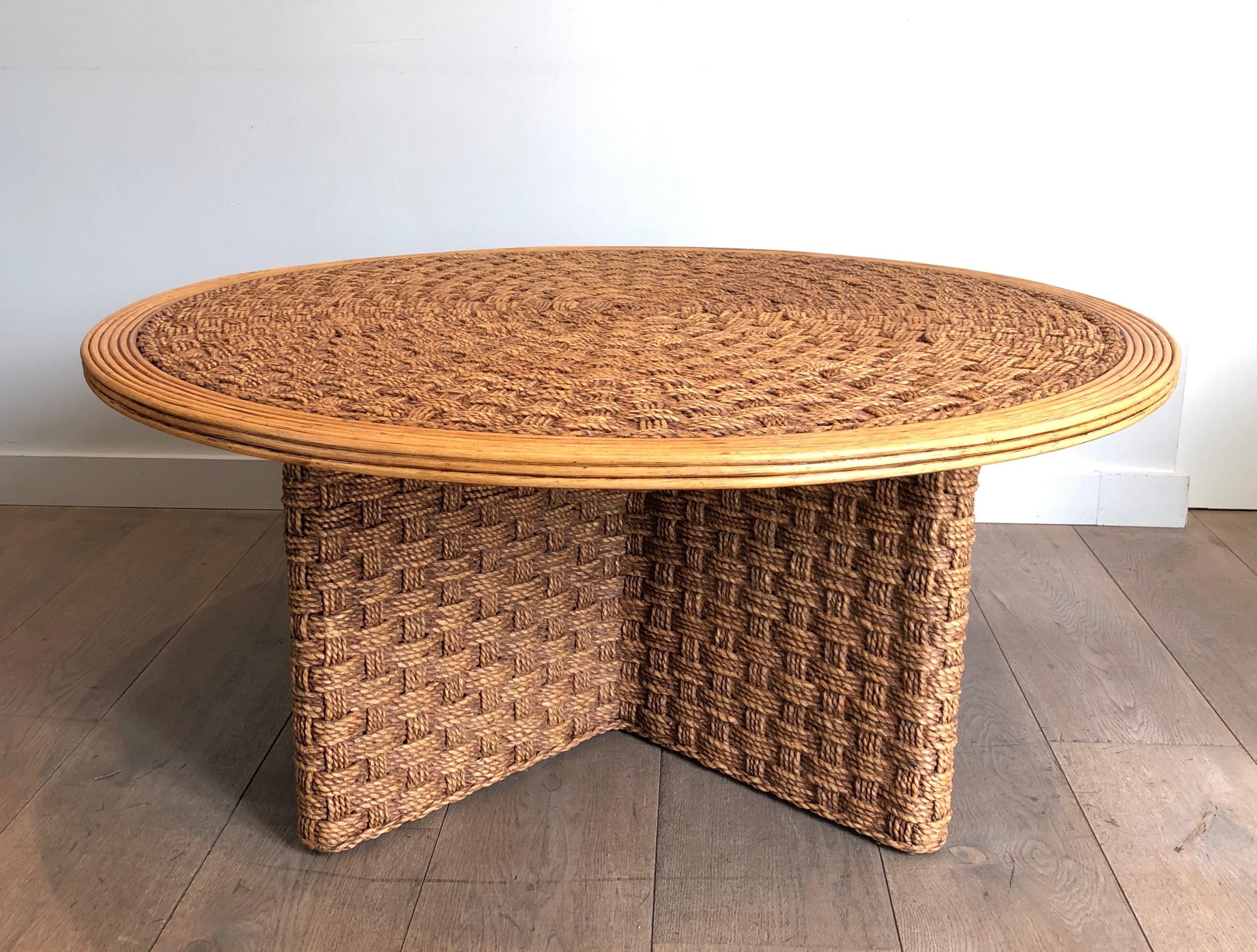 Large Round Rope and Wood Coffee Table in the Style of Audoux Minet, circa 1970 For Sale 4