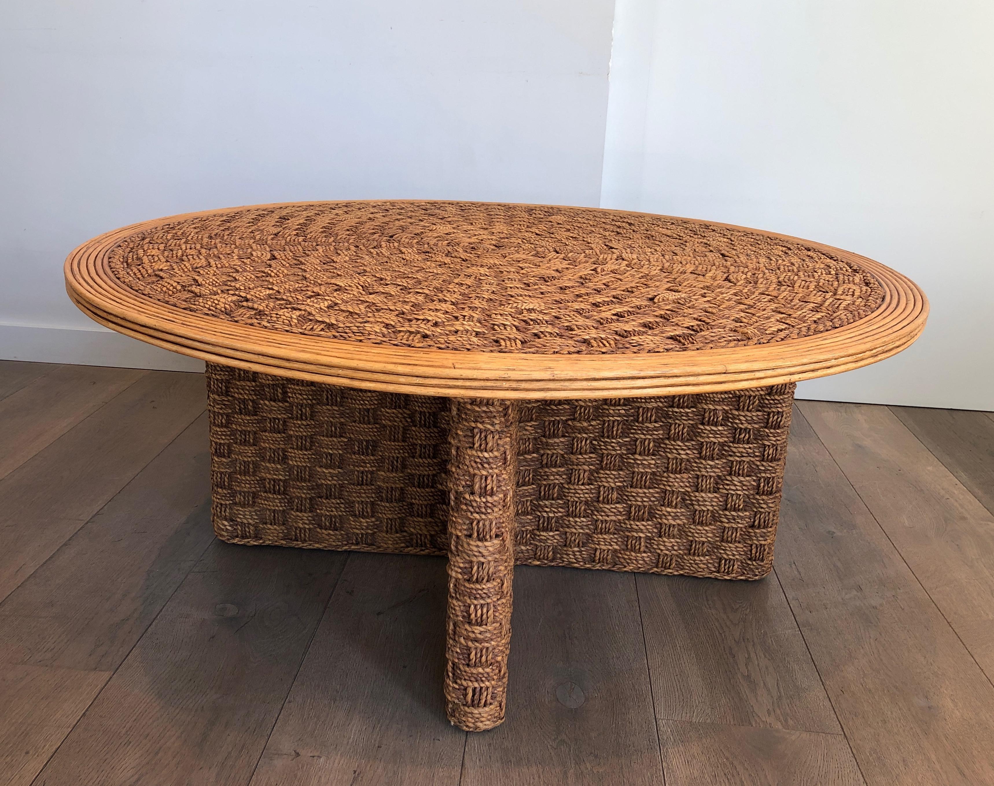 Large Round Rope and Wood Coffee Table in the Style of Audoux Minet, circa 1970 For Sale 5