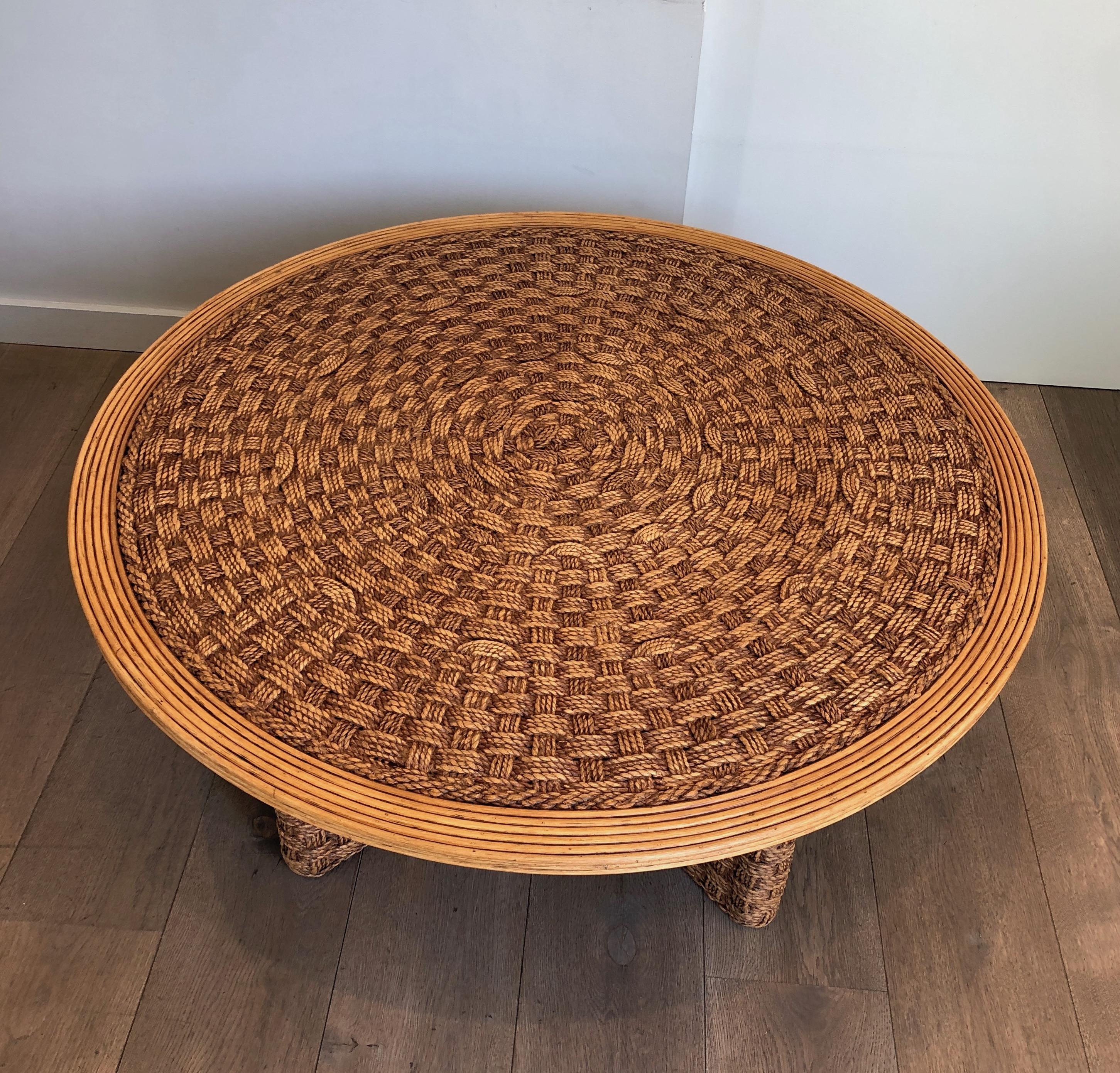 Large Round Rope and Wood Coffee Table in the Style of Audoux Minet, circa 1970 For Sale 8