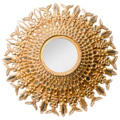 Grand miroir rond Segmenté et sculpté en bois doré à la manière de Line Vautrin