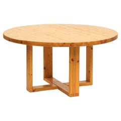 Large Round Solid Pine Dining Table, Sweden, 1970s Large Round Solid Pine Dining Table, Sweden, 1970s